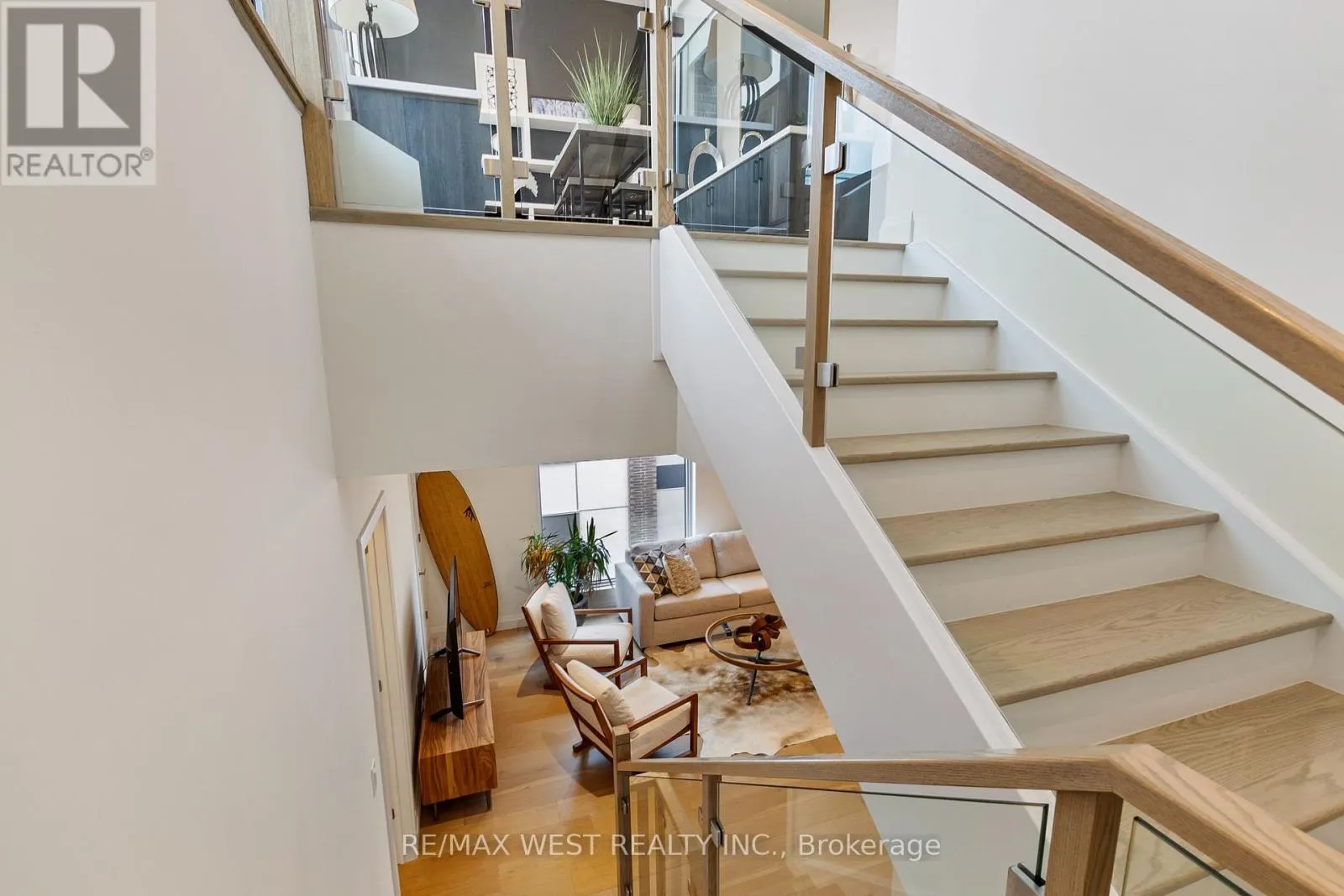 3657 FERRETTI COURT