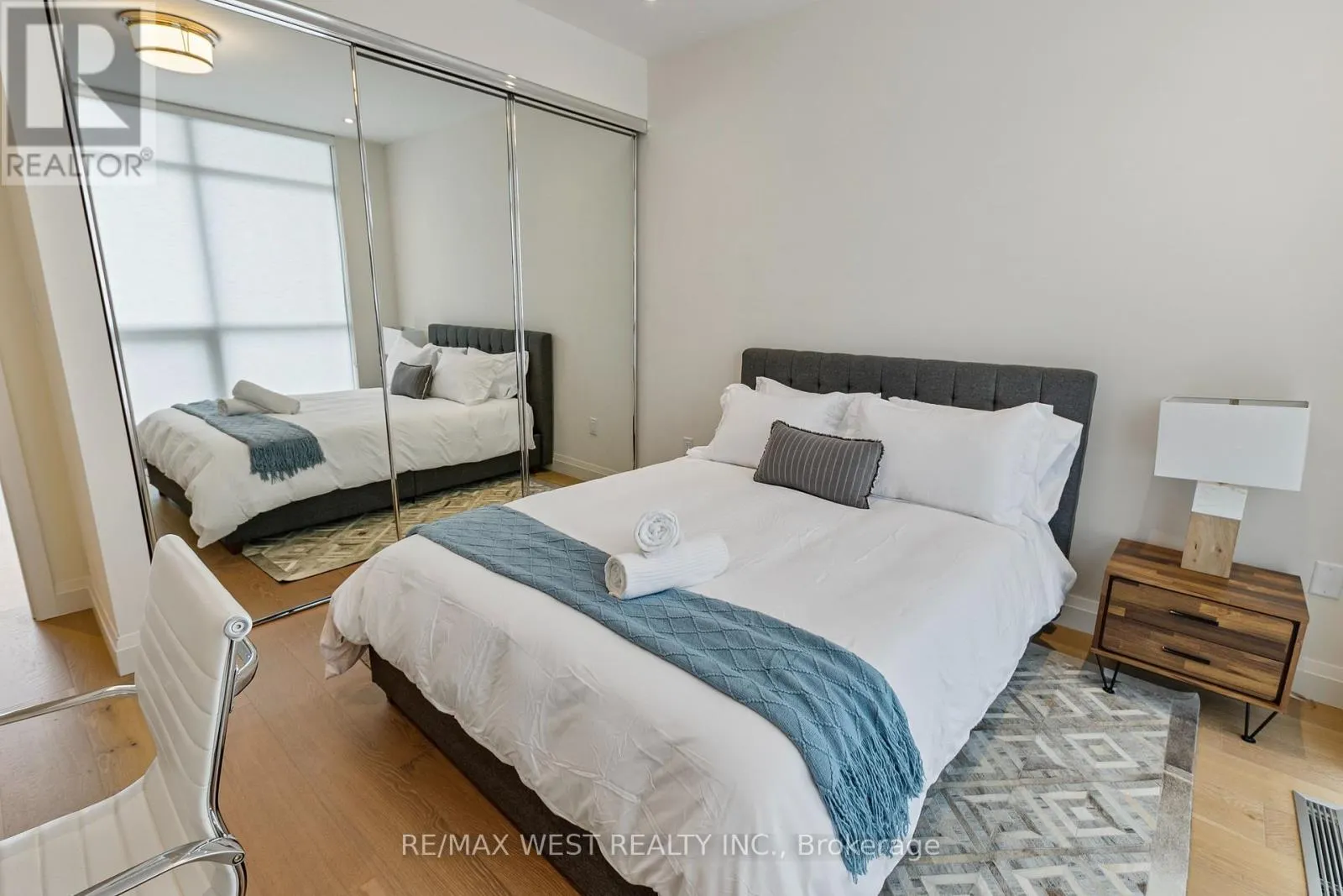 3657 FERRETTI COURT