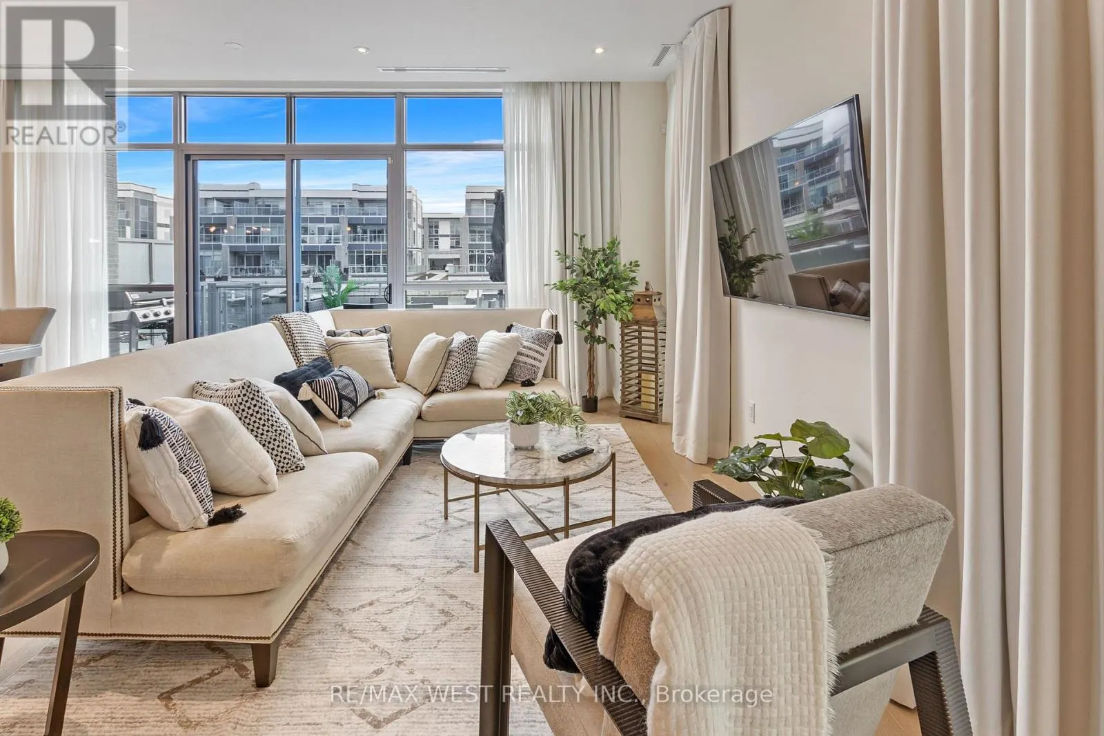 3657 FERRETTI COURT
