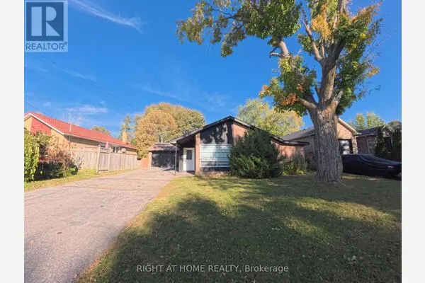 35 KNOWLES CRESCENT
