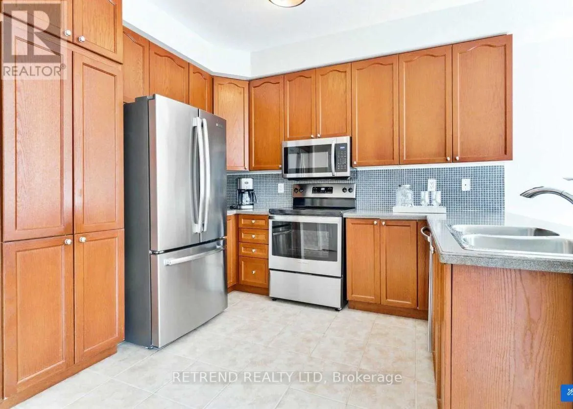 23 THOMAS LEGGE CRESCENT
