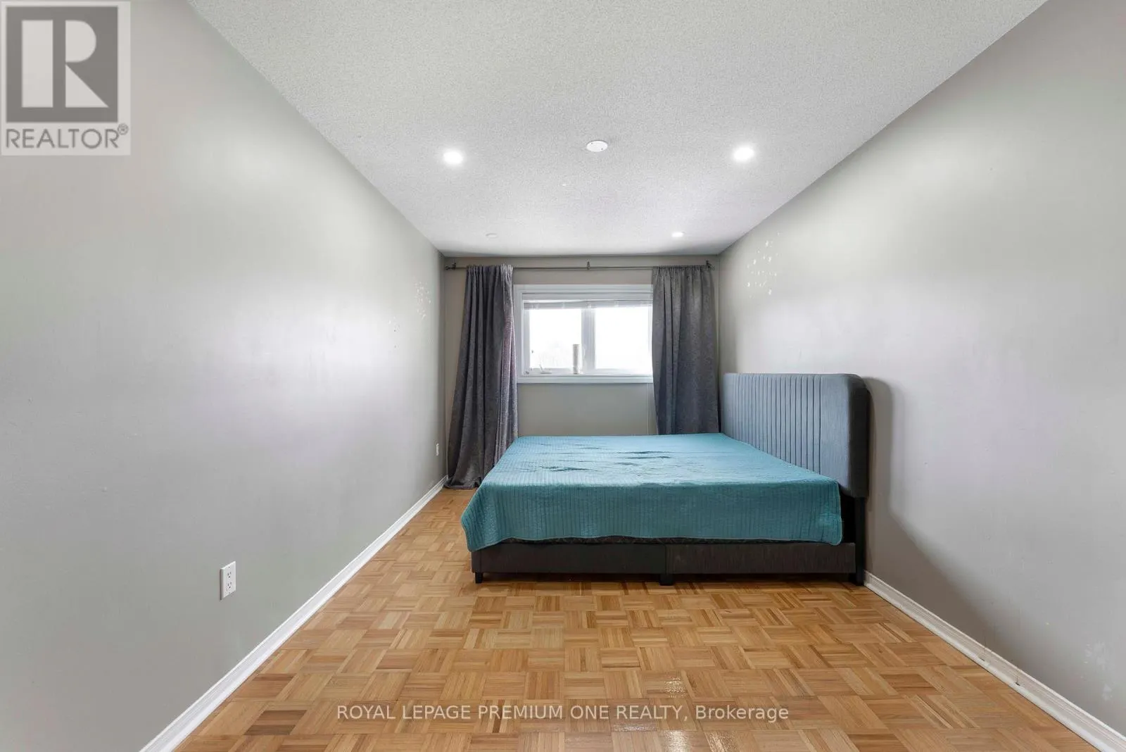 167 PARKTREE DRIVE