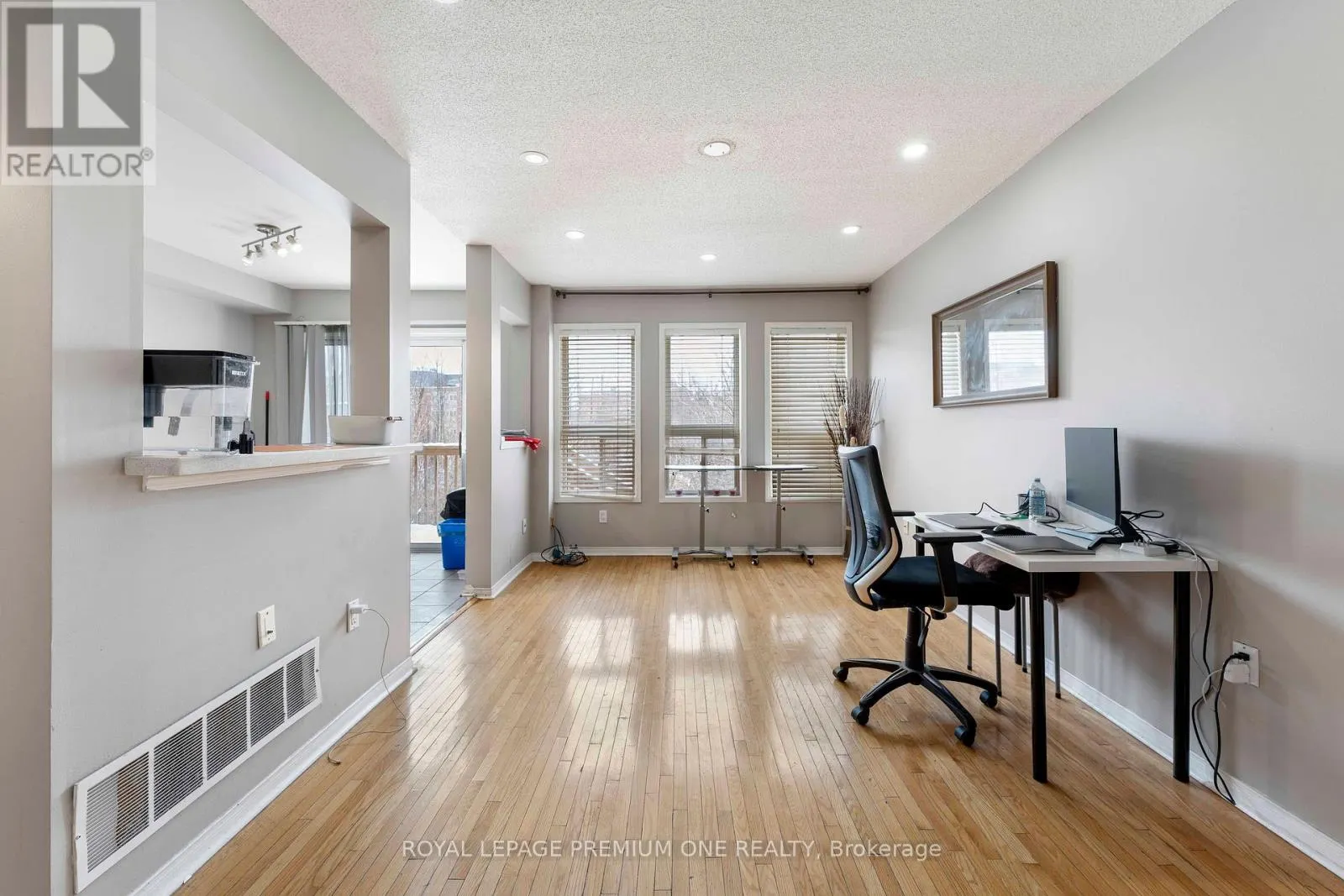 167 PARKTREE DRIVE