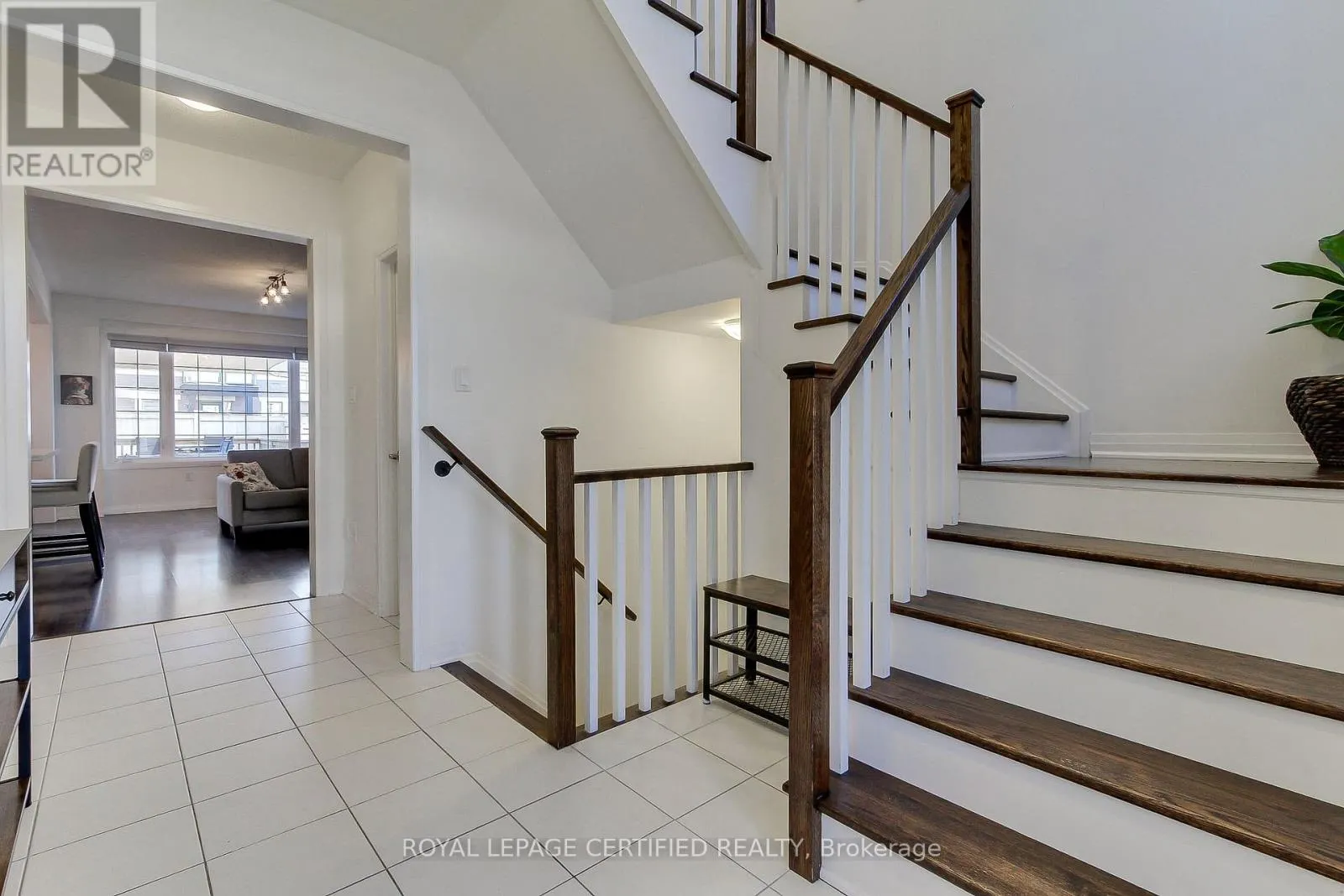 8 MARTIN TRAIL
