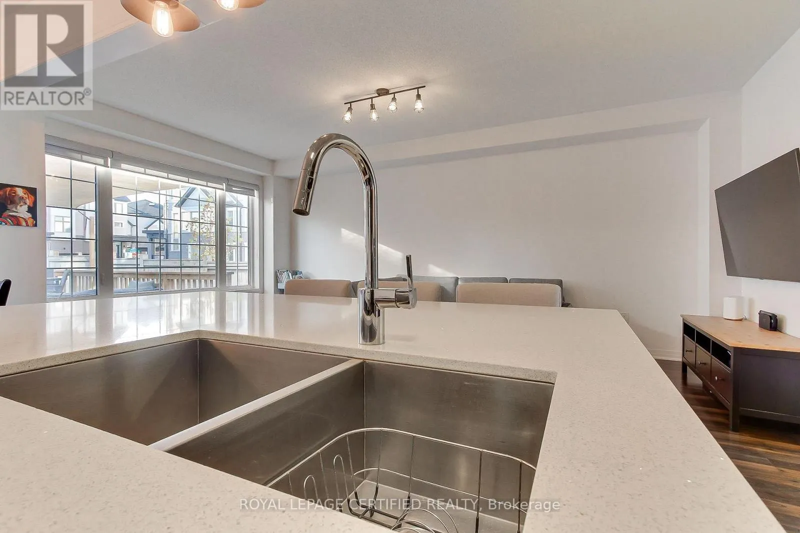 8 MARTIN TRAIL