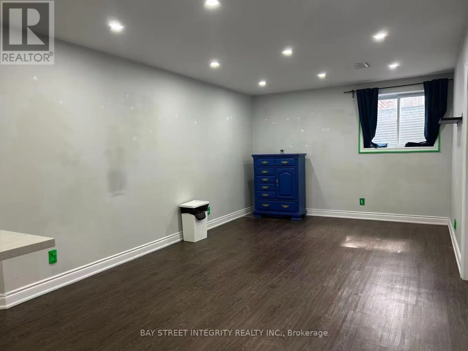 661B - 661 WELLINGTON STREET W