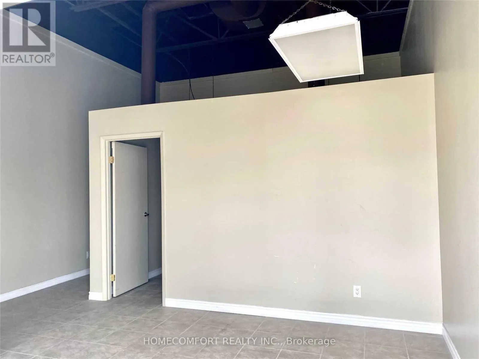 22 - 280 YORKTECH DRIVE