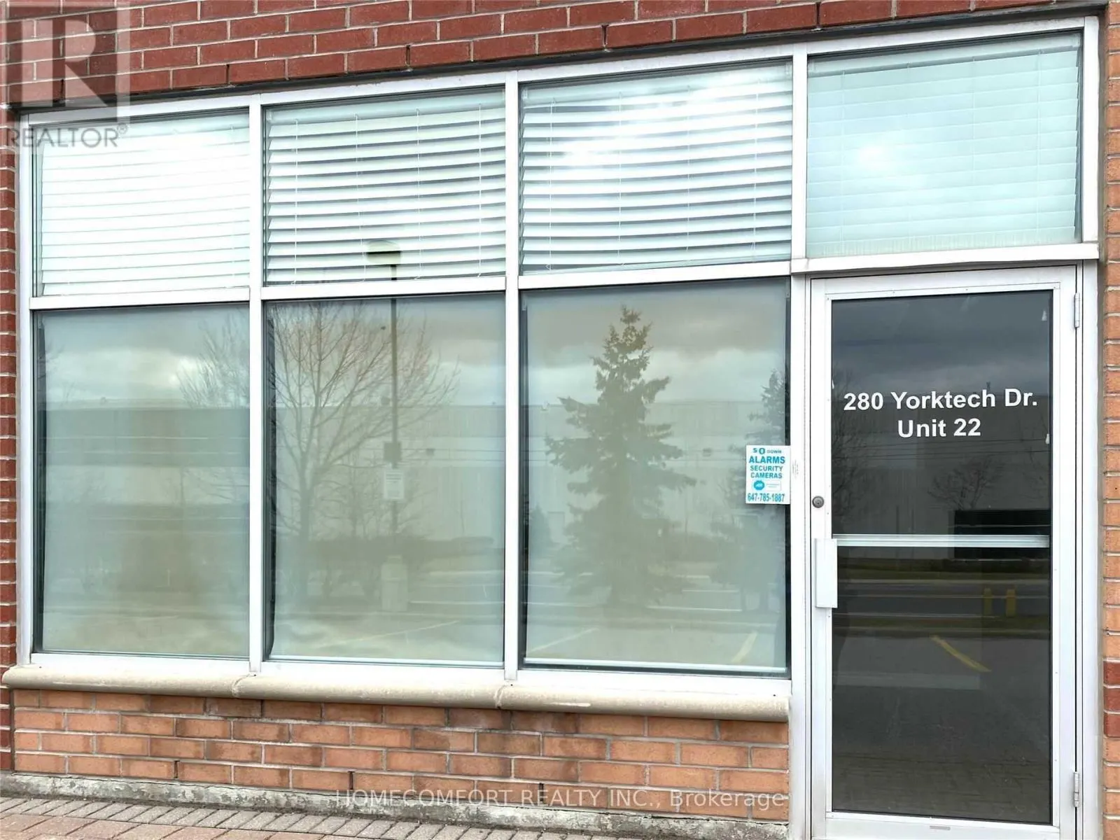 22 - 280 YORKTECH DRIVE