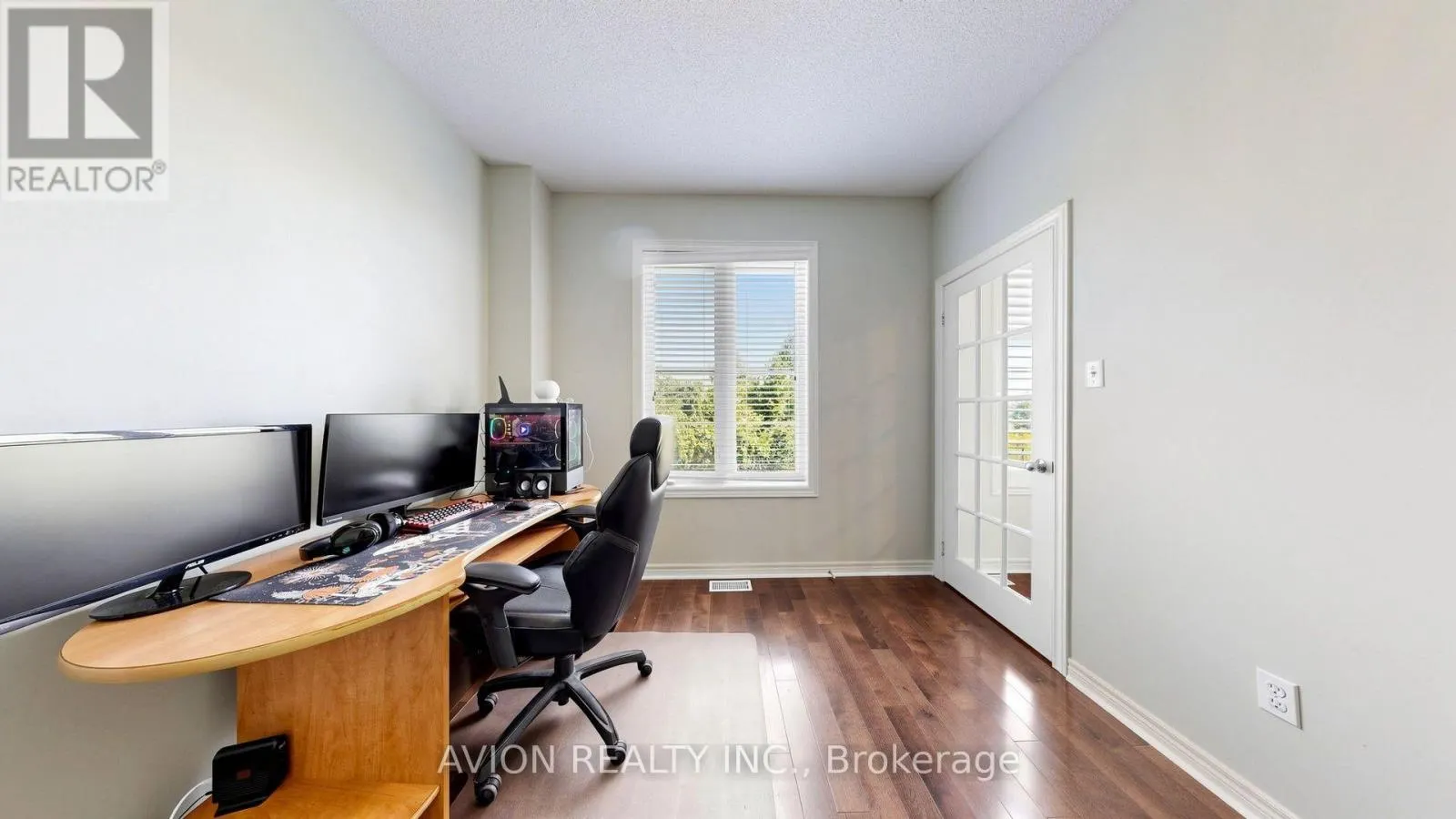 107 ALEXANDER LAWRIE AVENUE