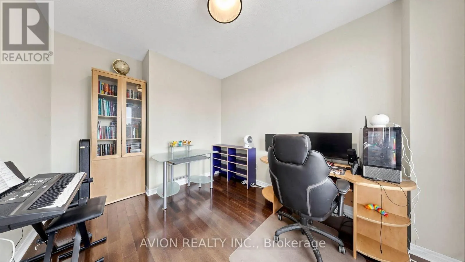 107 ALEXANDER LAWRIE AVENUE