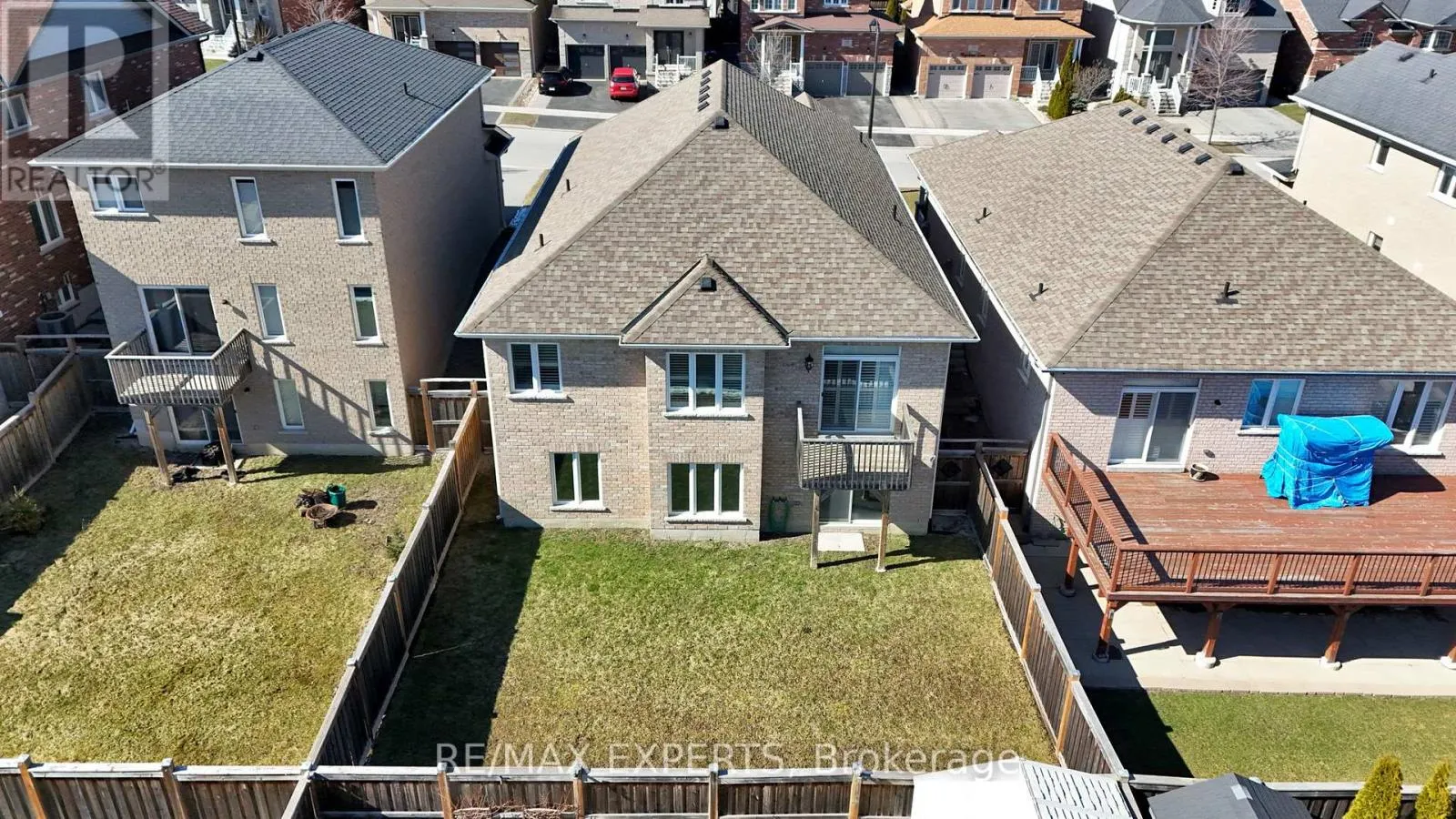 57 HOPKINS CRESCENT N