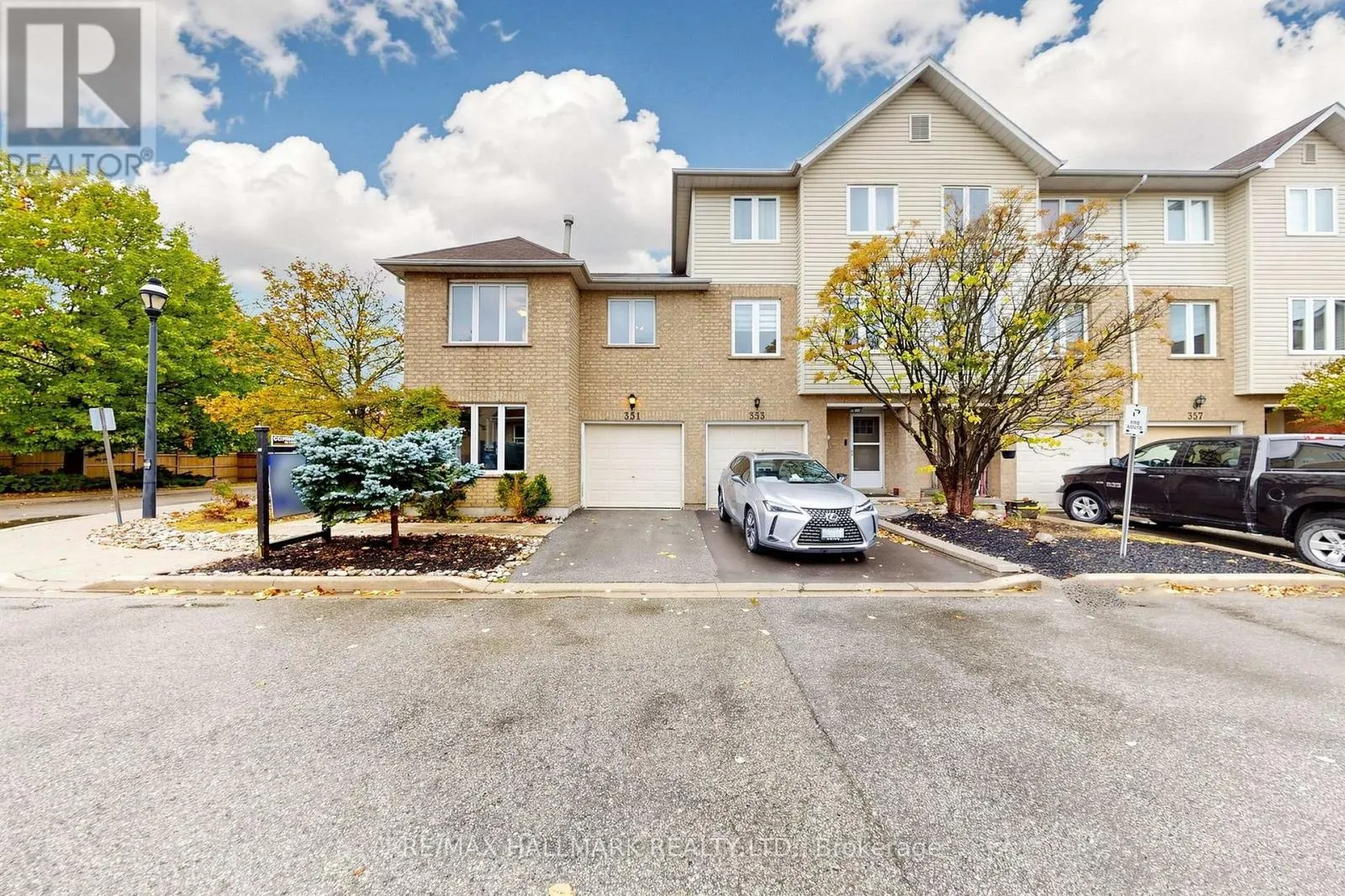 1 - 351 RIDDELL COURT