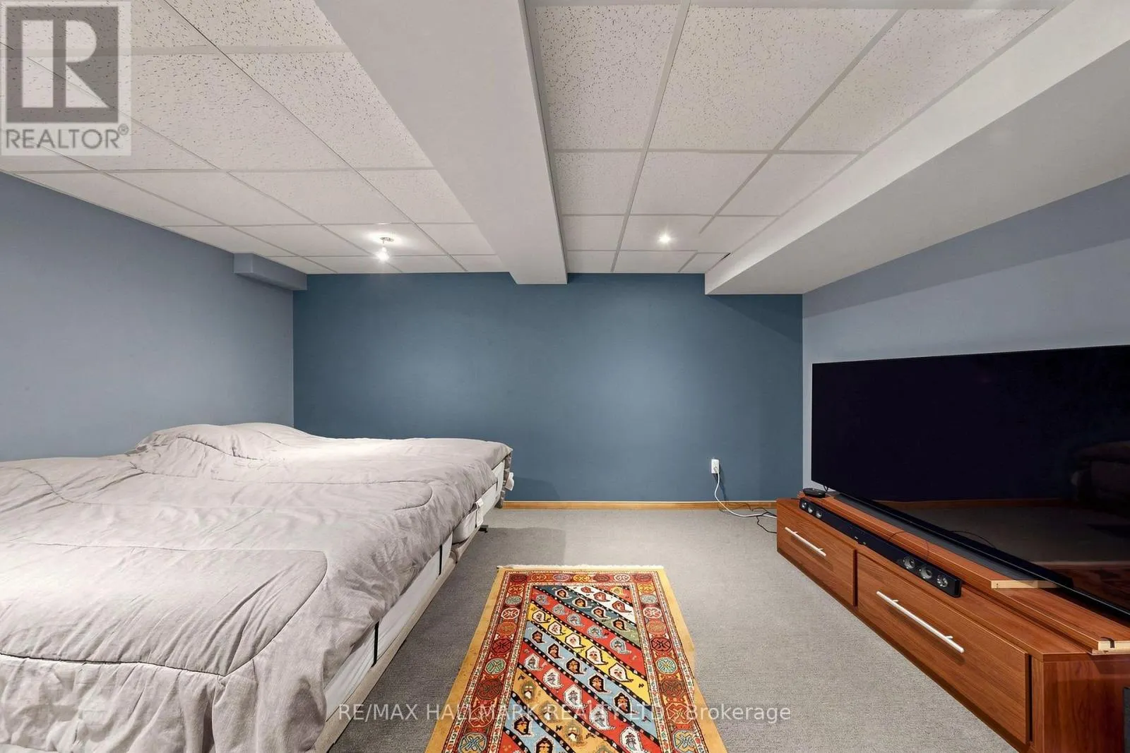 1 - 351 RIDDELL COURT