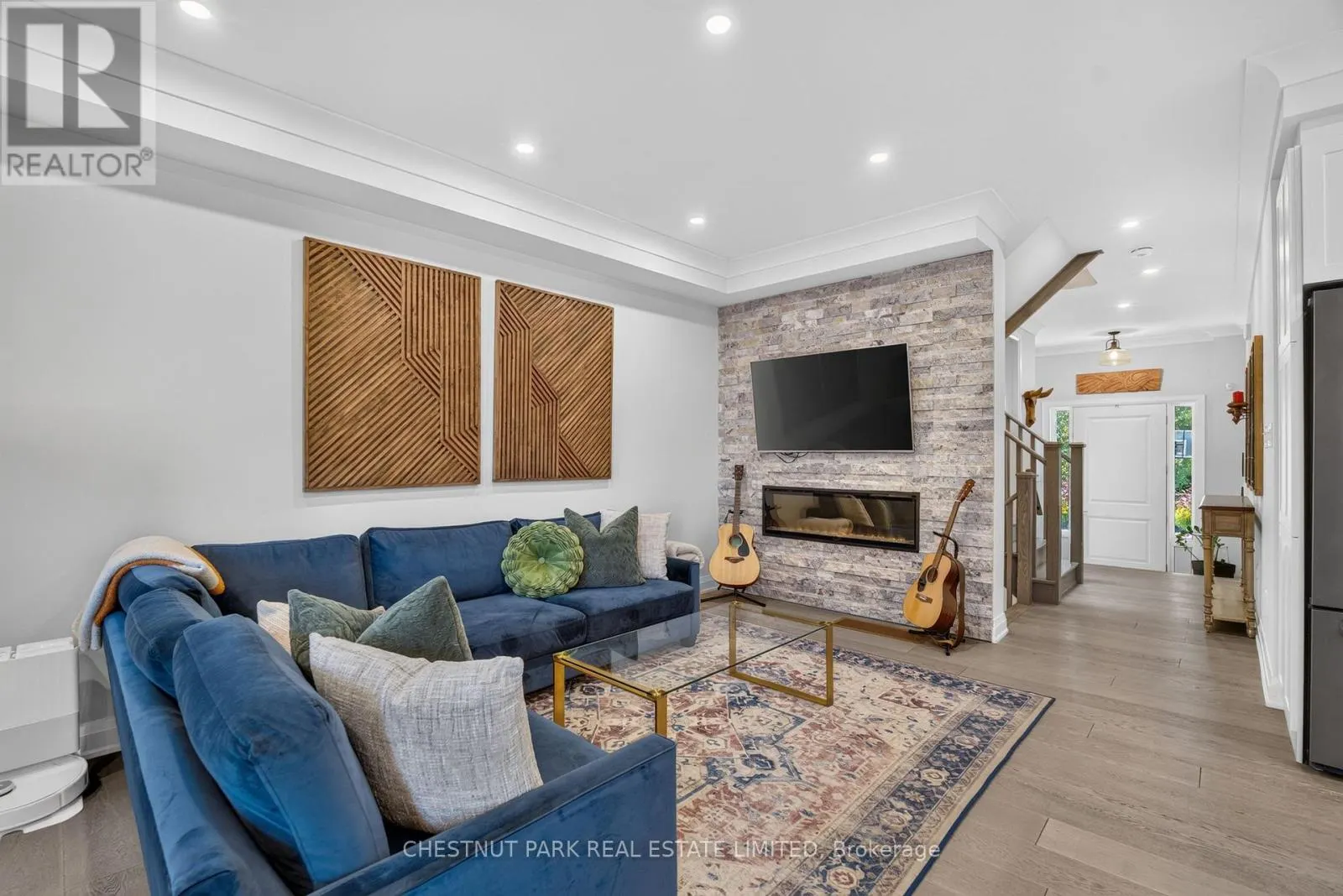 40 LOWTHER AVENUE