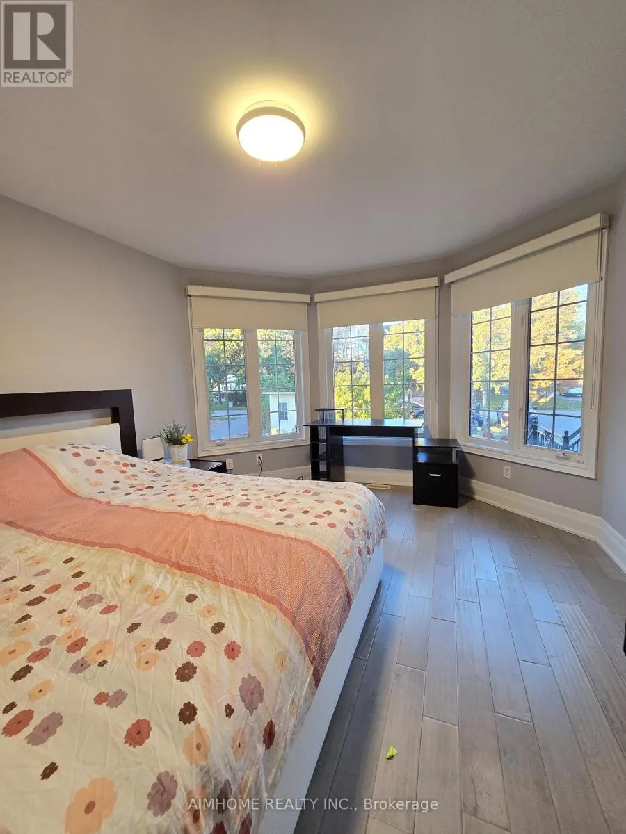 RM EAST - 66A COOKS BAY DRIVE