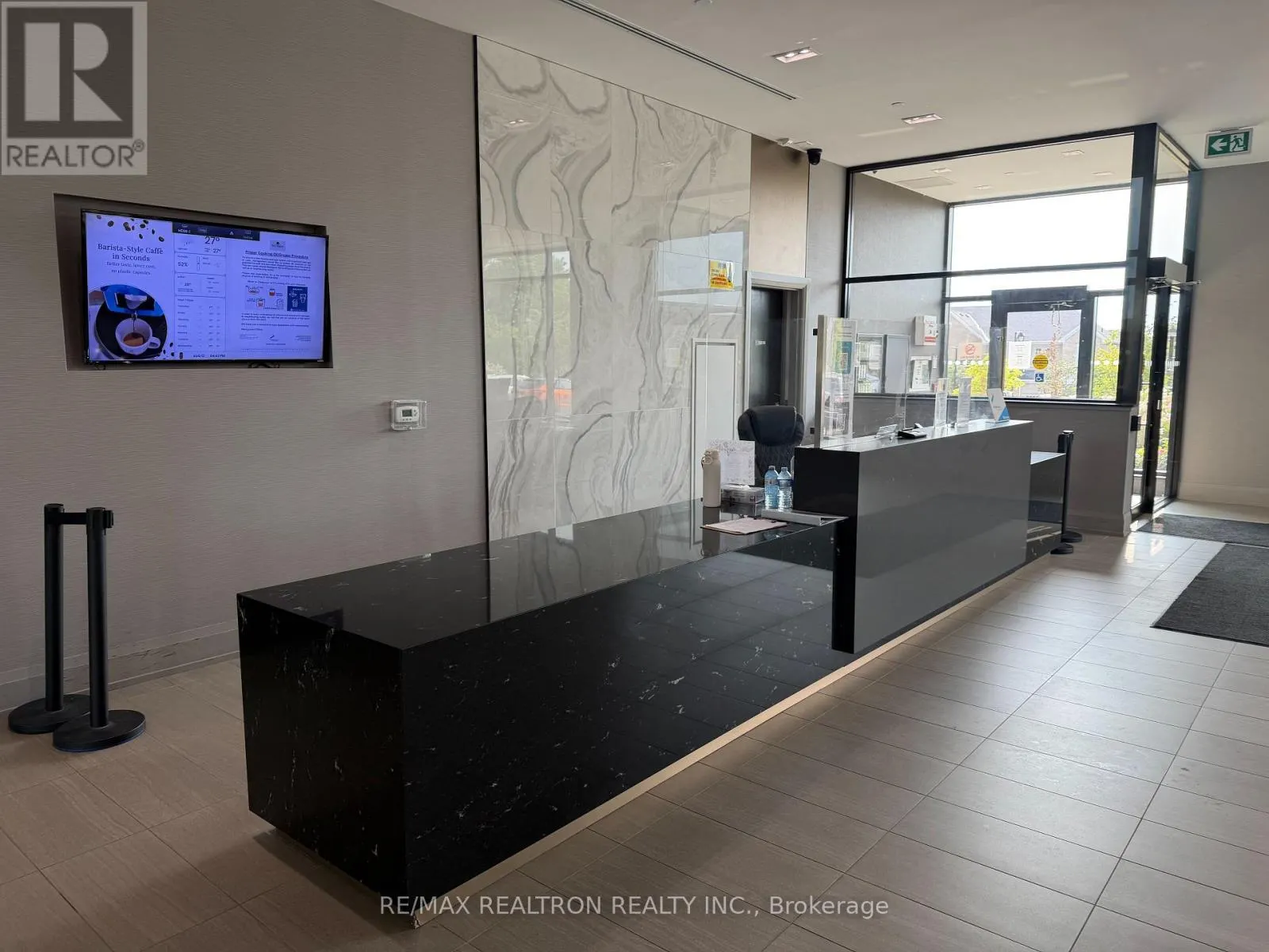 343 - 555 WILLIAM GRAHAM DRIVE
