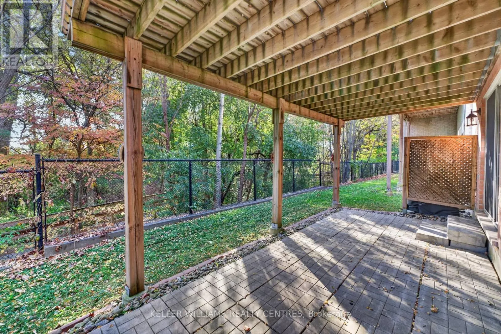 35 - 642 TAPESTRY LANE