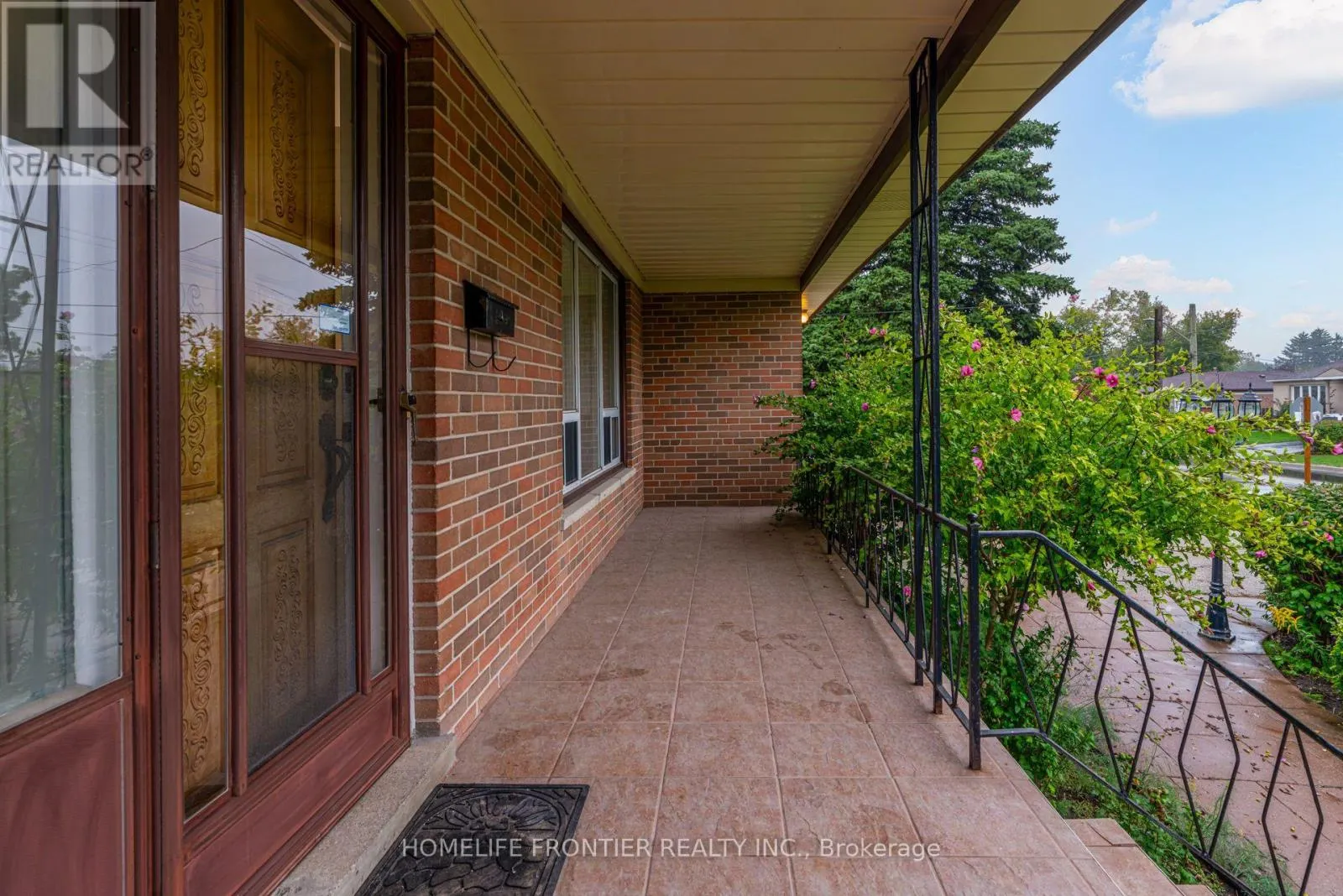 UPPER - 62 CLARK AVENUE