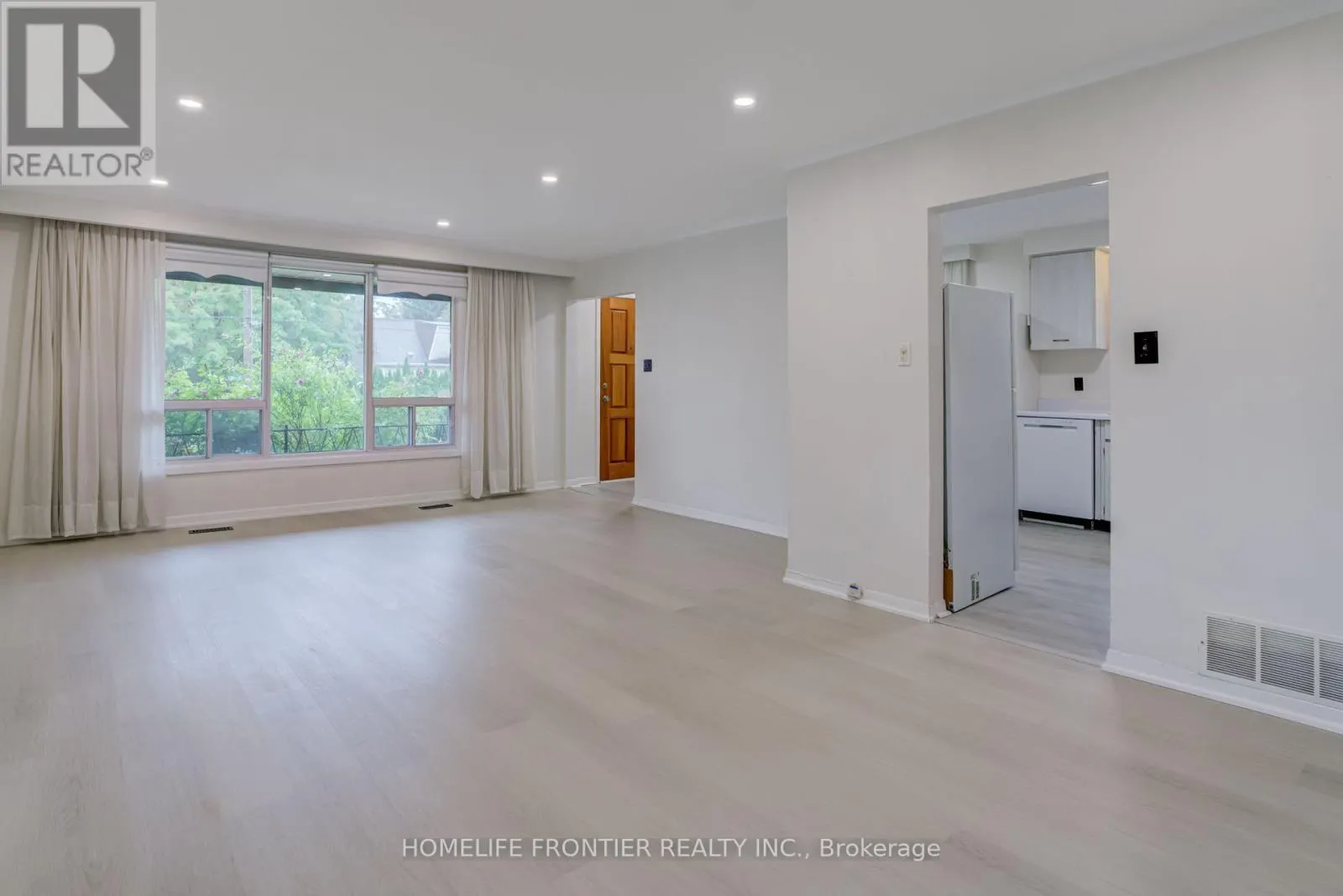 UPPER - 62 CLARK AVENUE