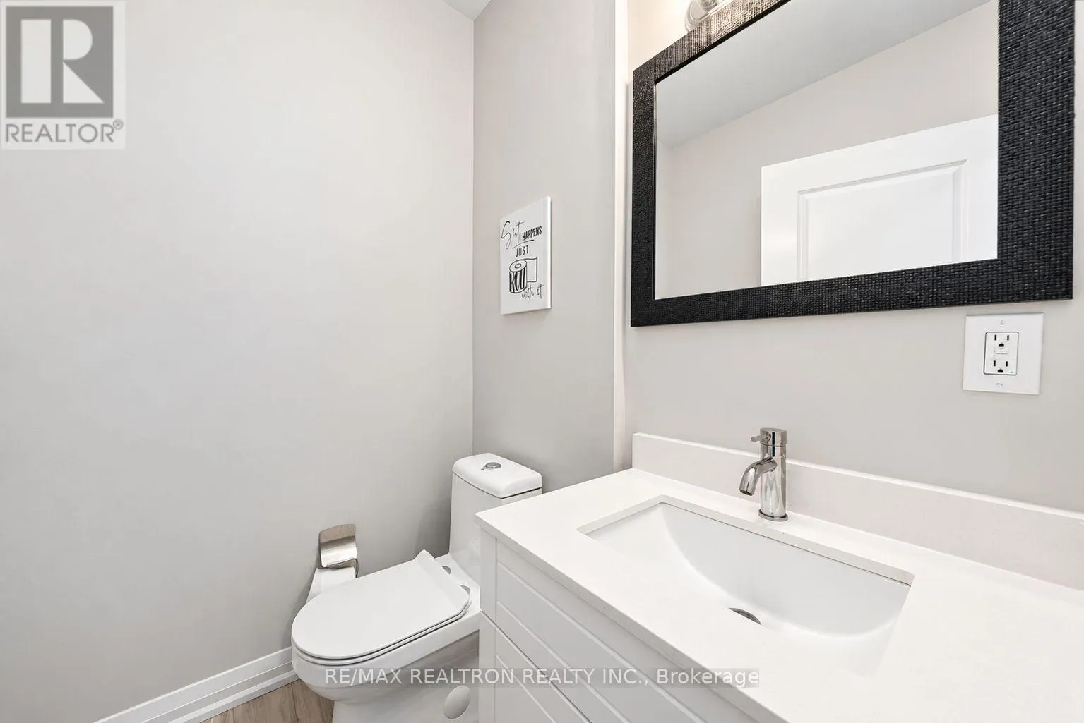 07 - 260 EAGLE STREET