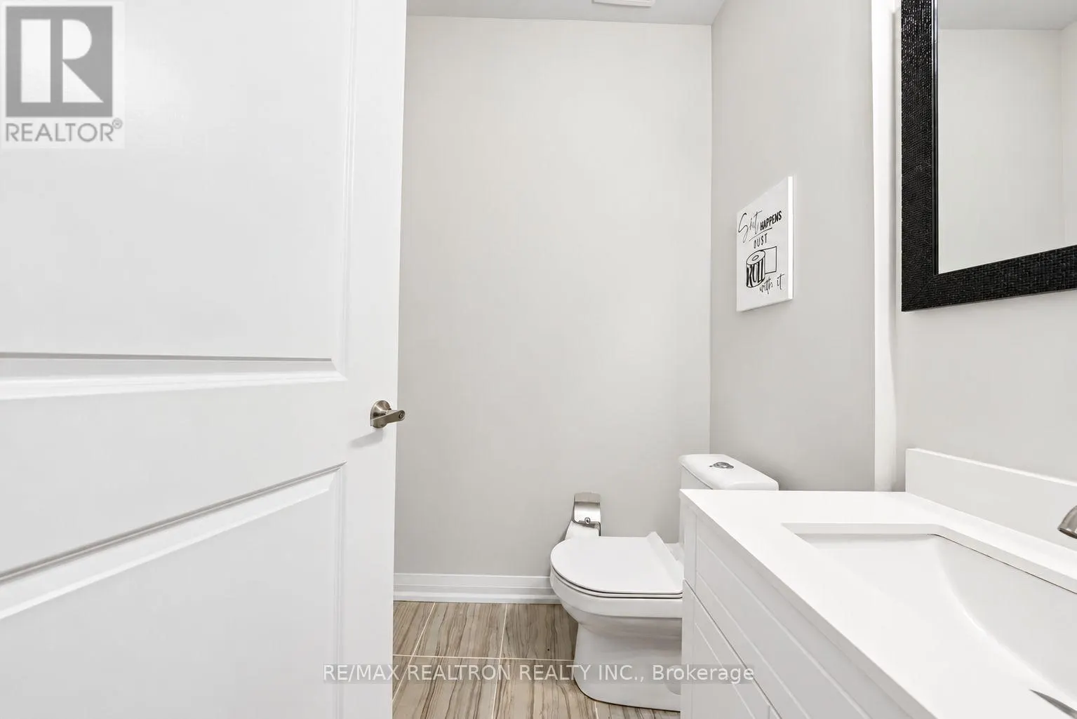 07 - 260 EAGLE STREET
