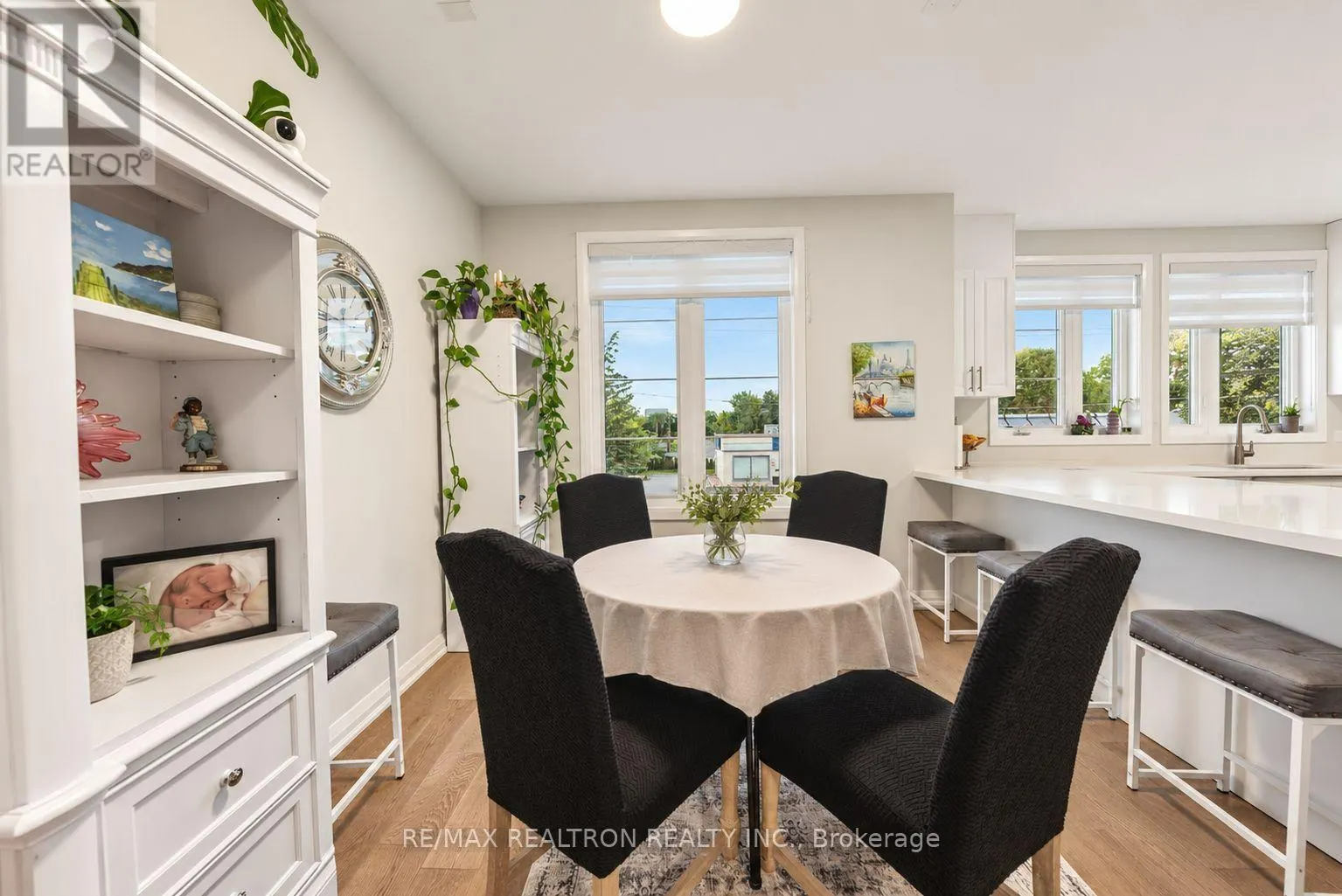 07 - 260 EAGLE STREET