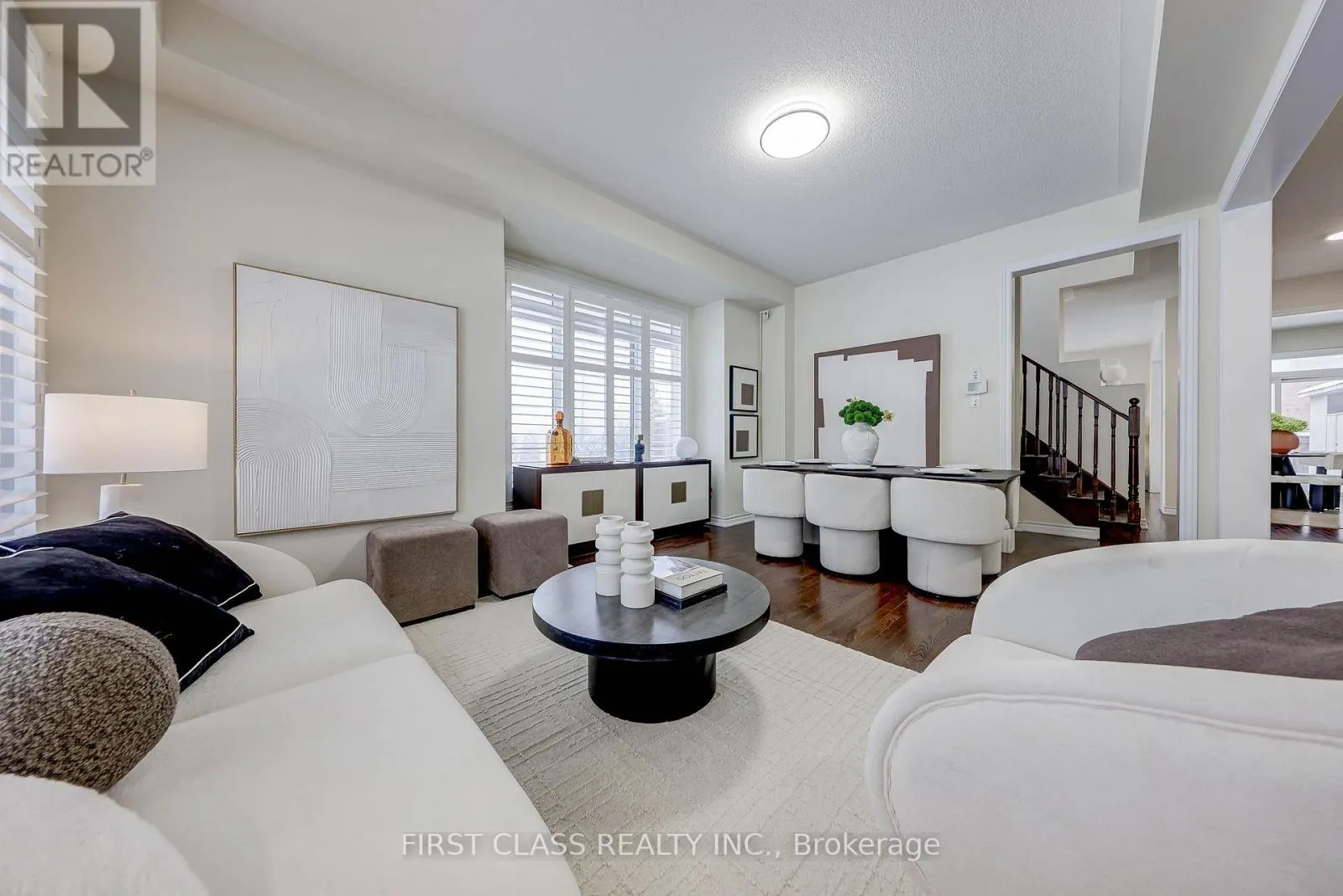 2 JAMES PARROTT AVENUE