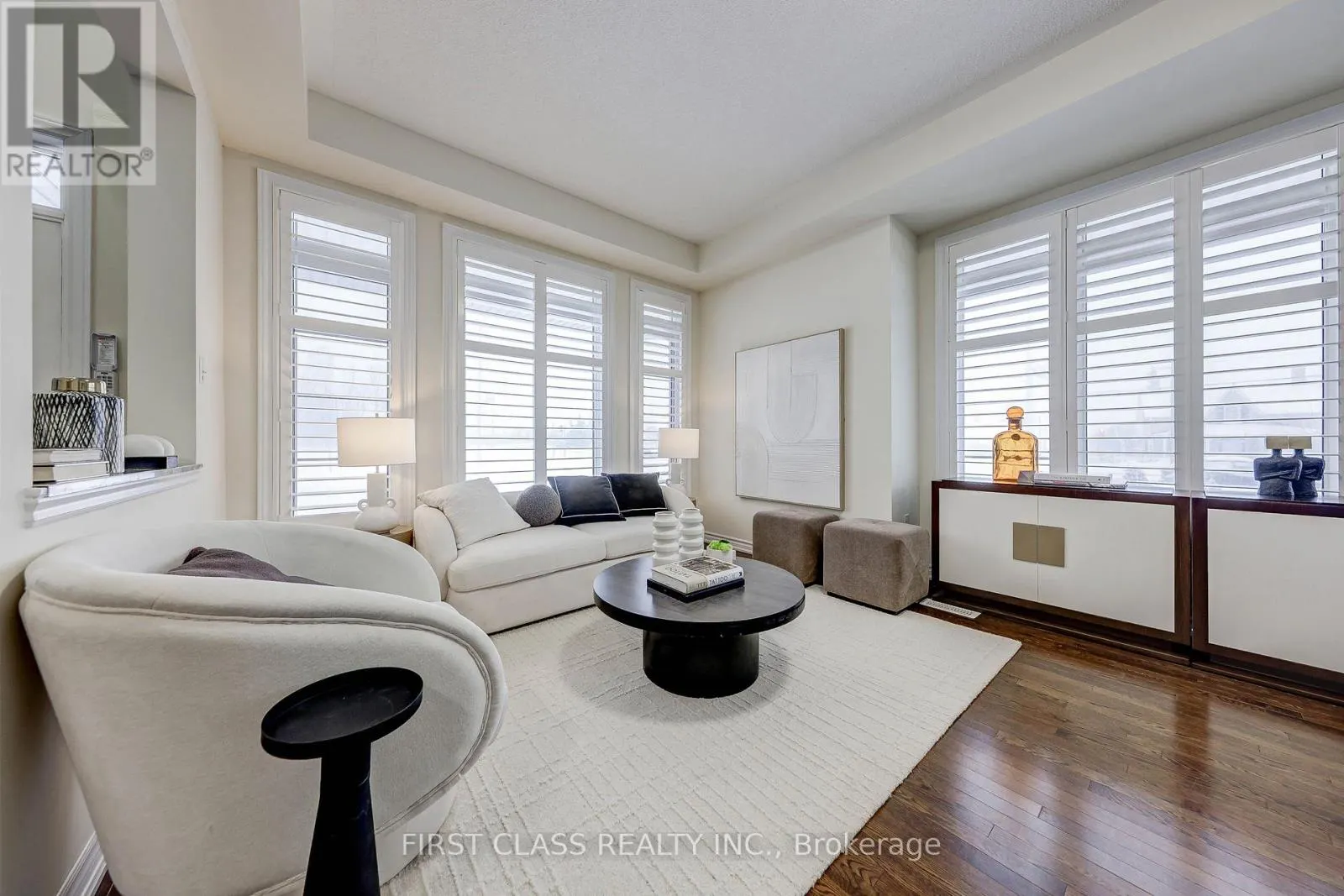 2 JAMES PARROTT AVENUE