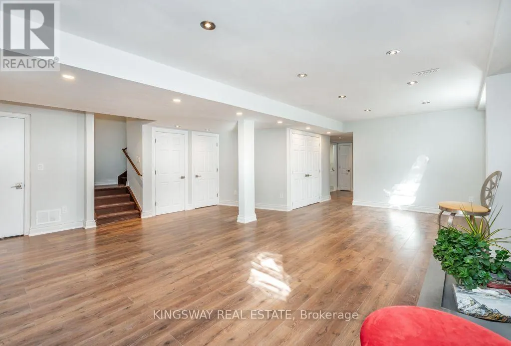 33 EDGAR AVENUE