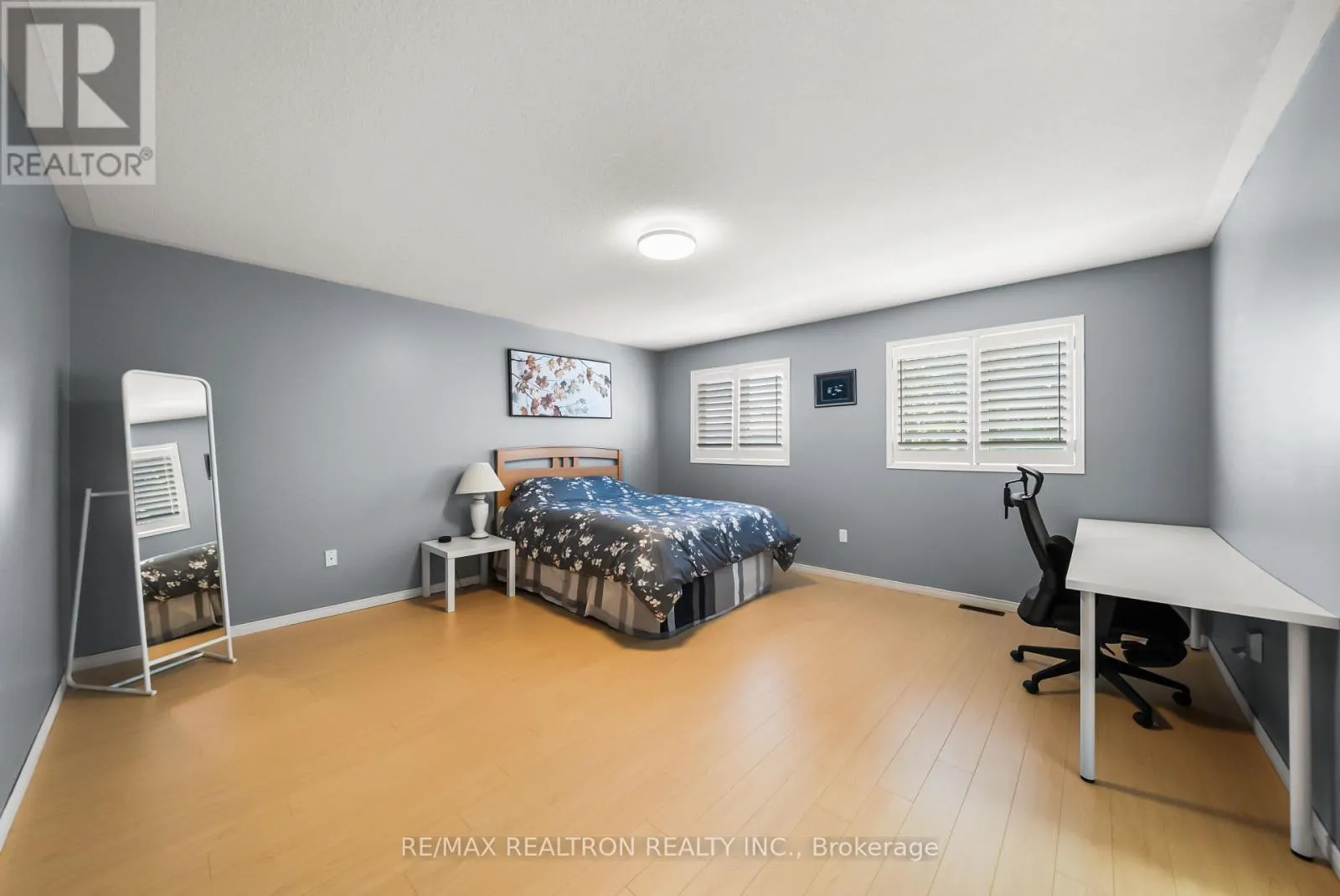 208 PENNDUTCH CIRCLE
