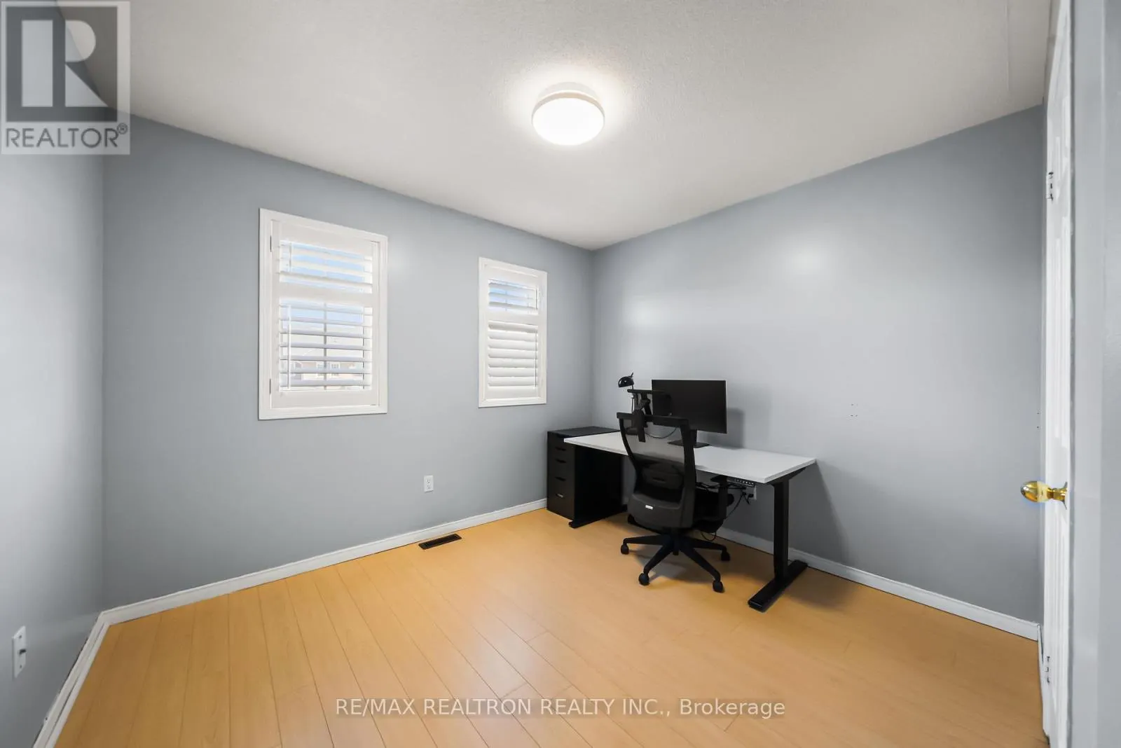 208 PENNDUTCH CIRCLE
