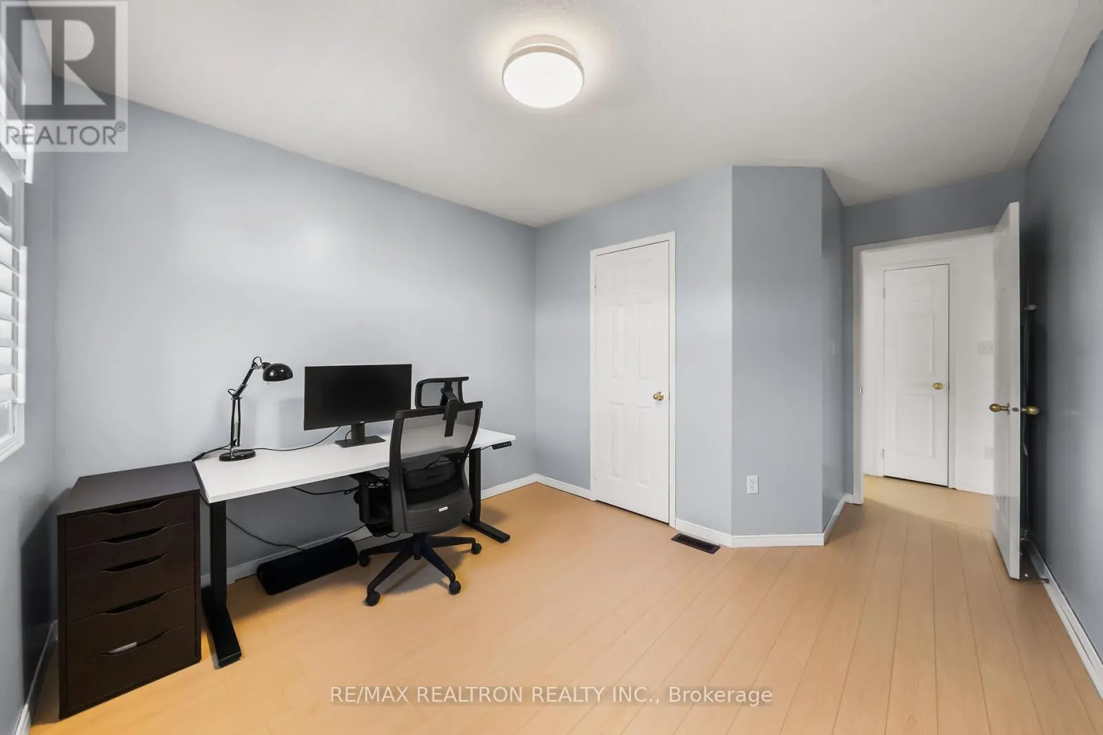 208 PENNDUTCH CIRCLE