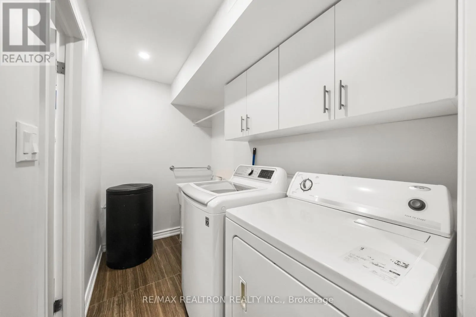 208 PENNDUTCH CIRCLE