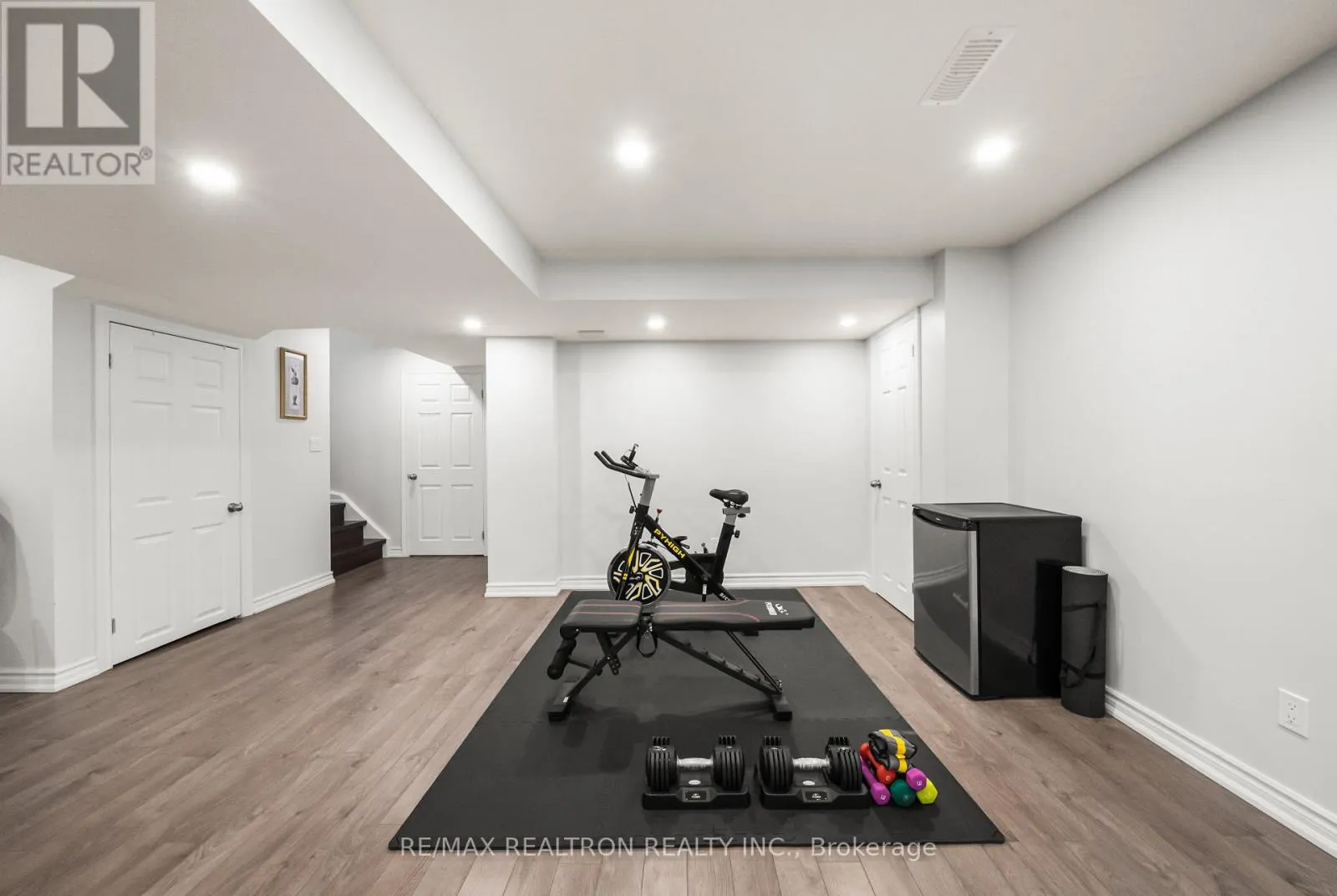 208 PENNDUTCH CIRCLE