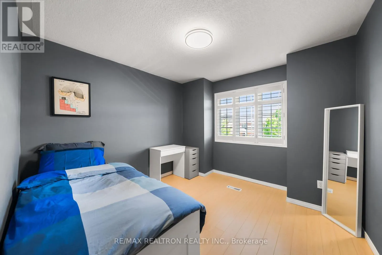 208 PENNDUTCH CIRCLE