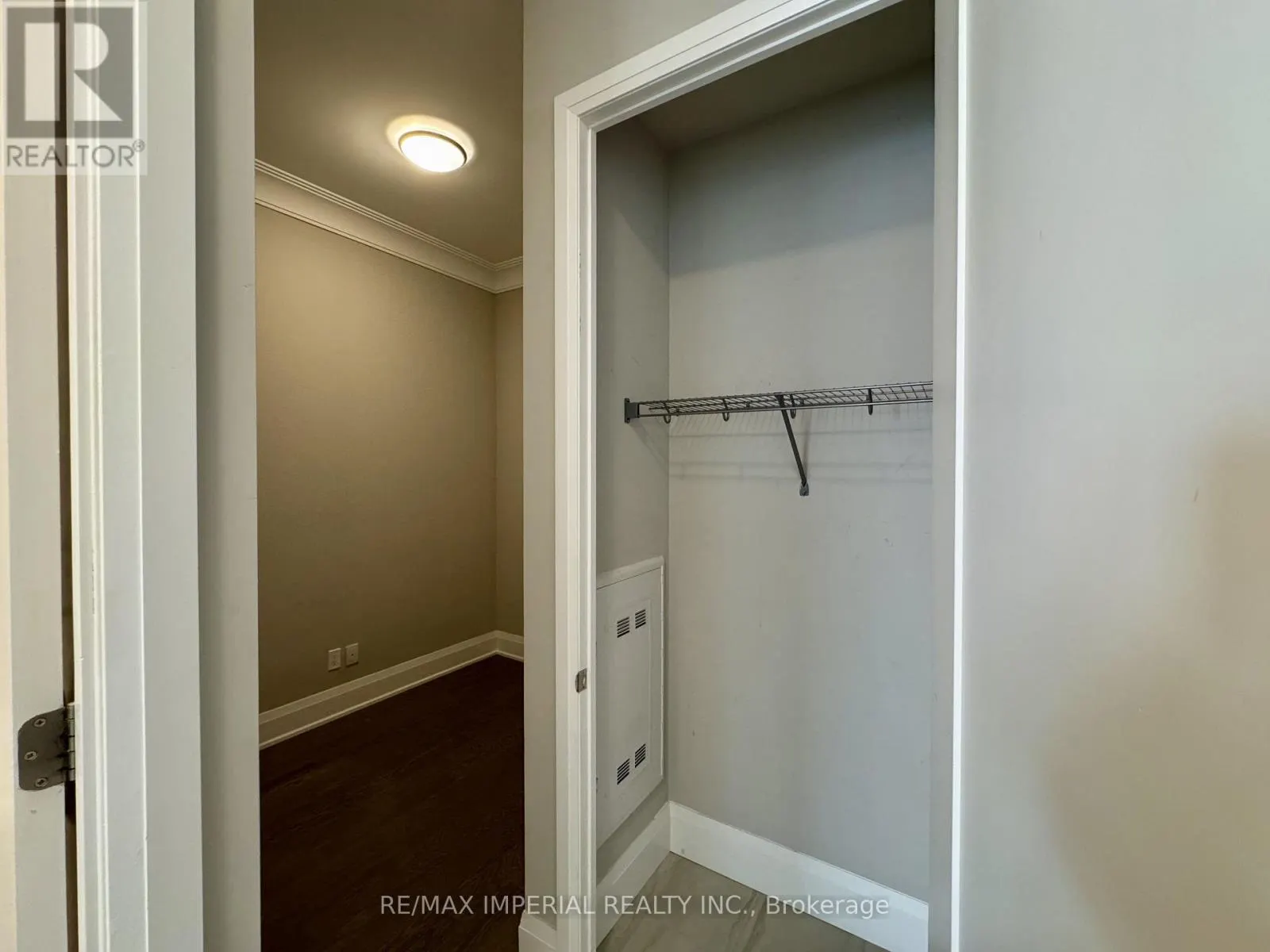 107 - 398 HIGHWAY 7 E