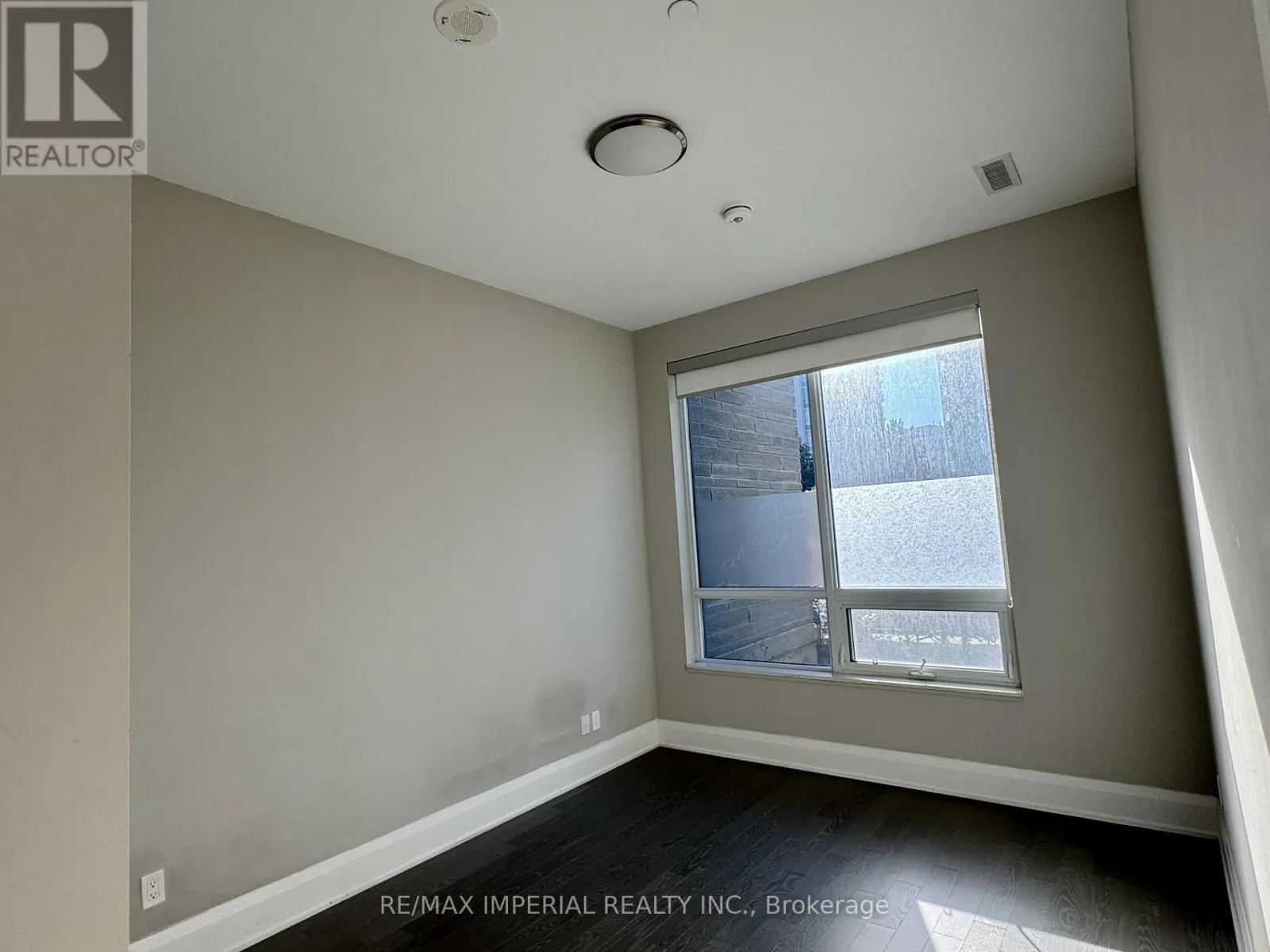 107 - 398 HIGHWAY 7 E