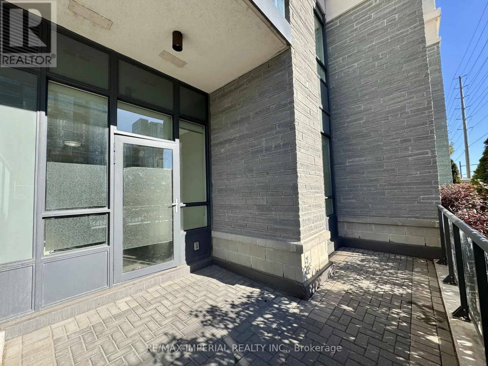 107 - 398 HIGHWAY 7 E