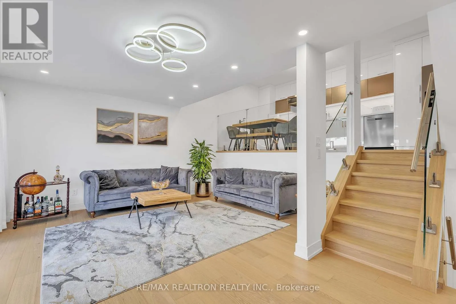 307 MILESTONE CRESCENT