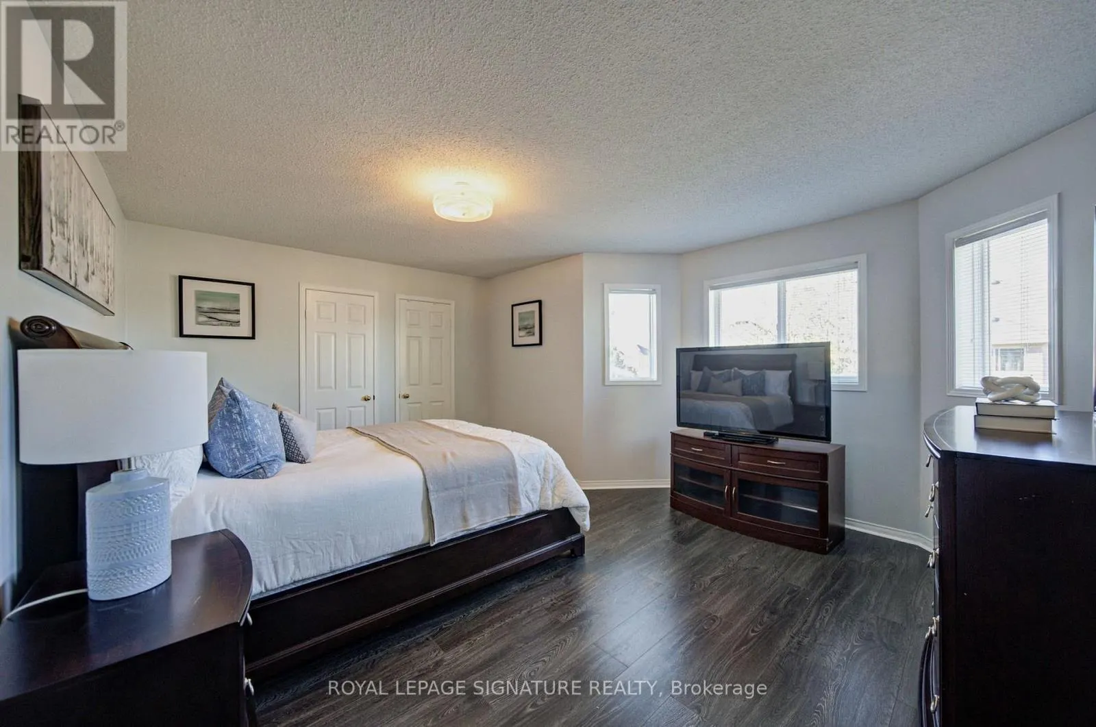 1180 ORIOLE CRESCENT