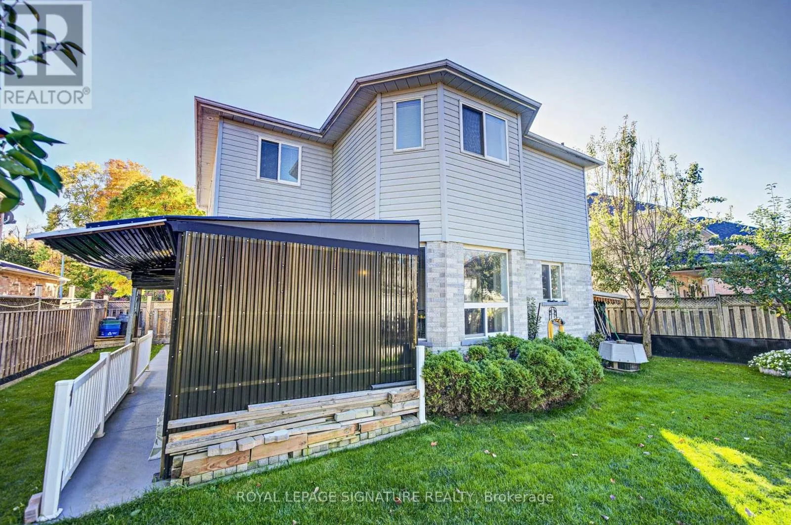 1180 ORIOLE CRESCENT