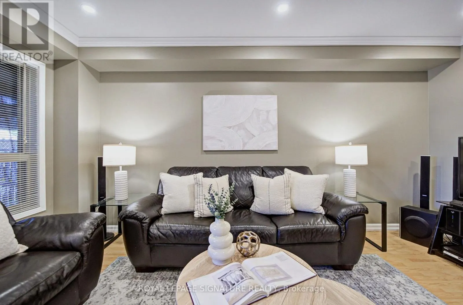 1180 ORIOLE CRESCENT