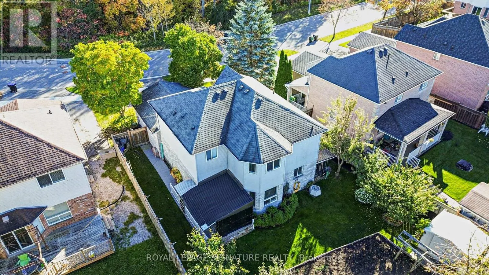 1180 ORIOLE CRESCENT