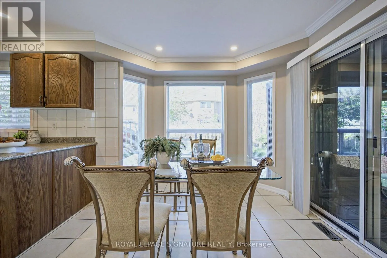 1180 ORIOLE CRESCENT