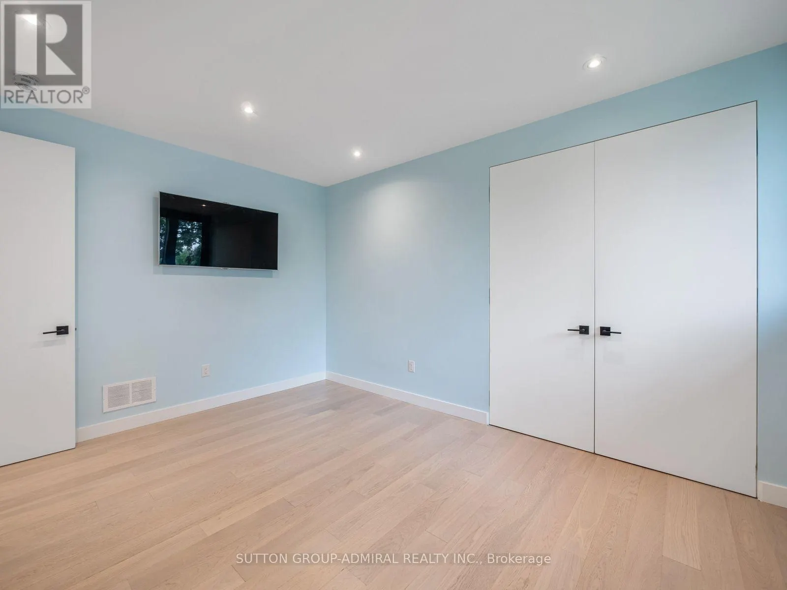 95 PENSTOCK COURT
