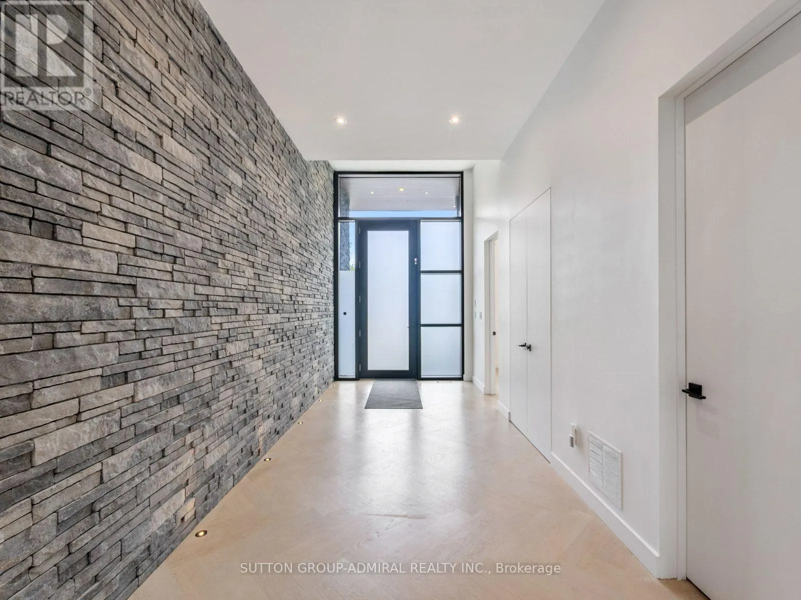 95 PENSTOCK COURT