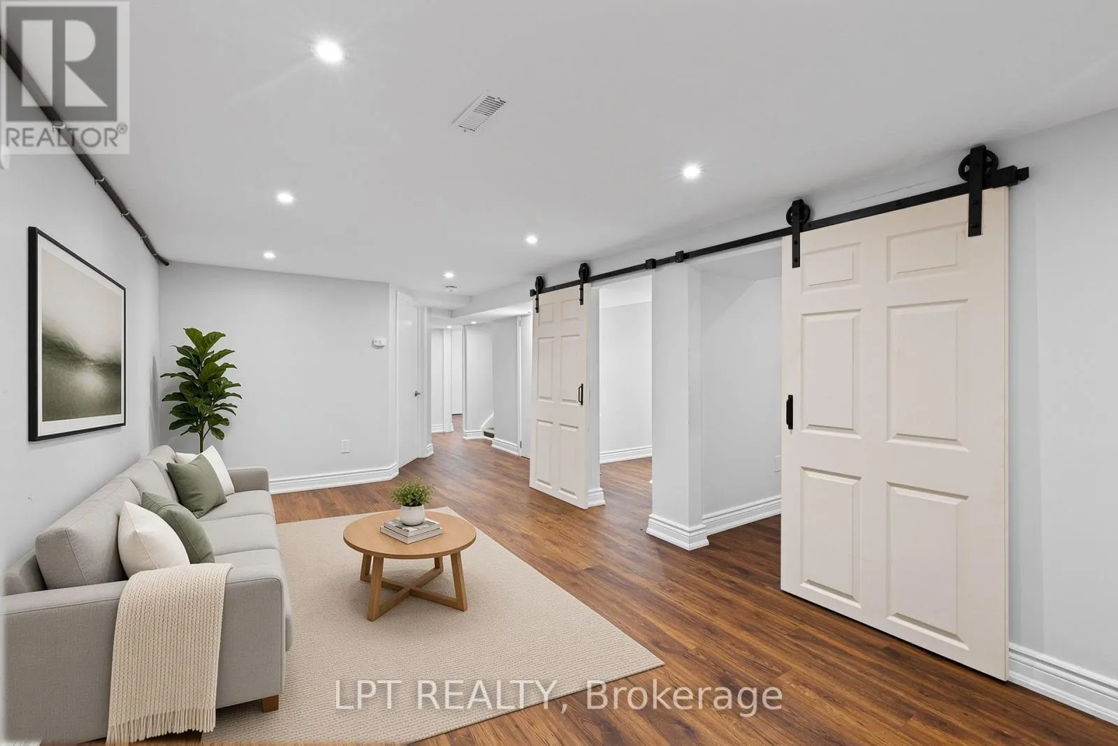 40 ROSEMARY LANE