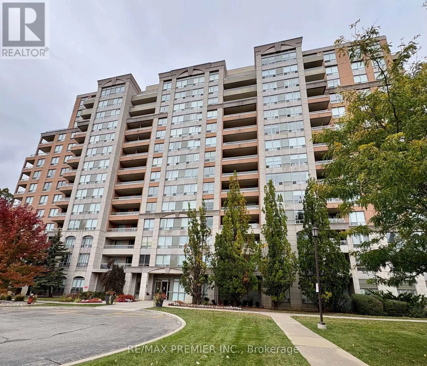 612 - 29 NORTHERN HEIGHTS DRIVE