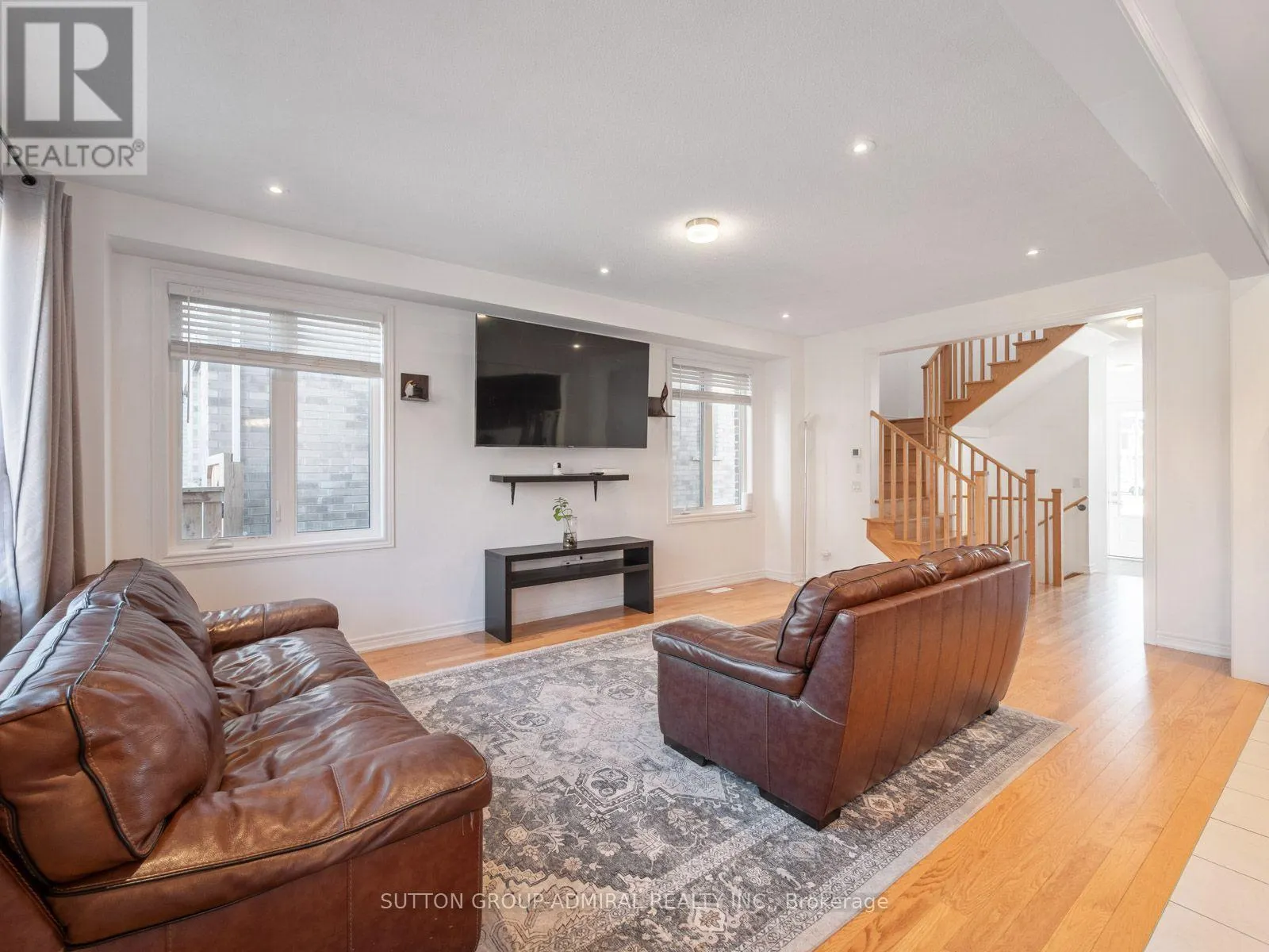 377 BUSATO DRIVE
