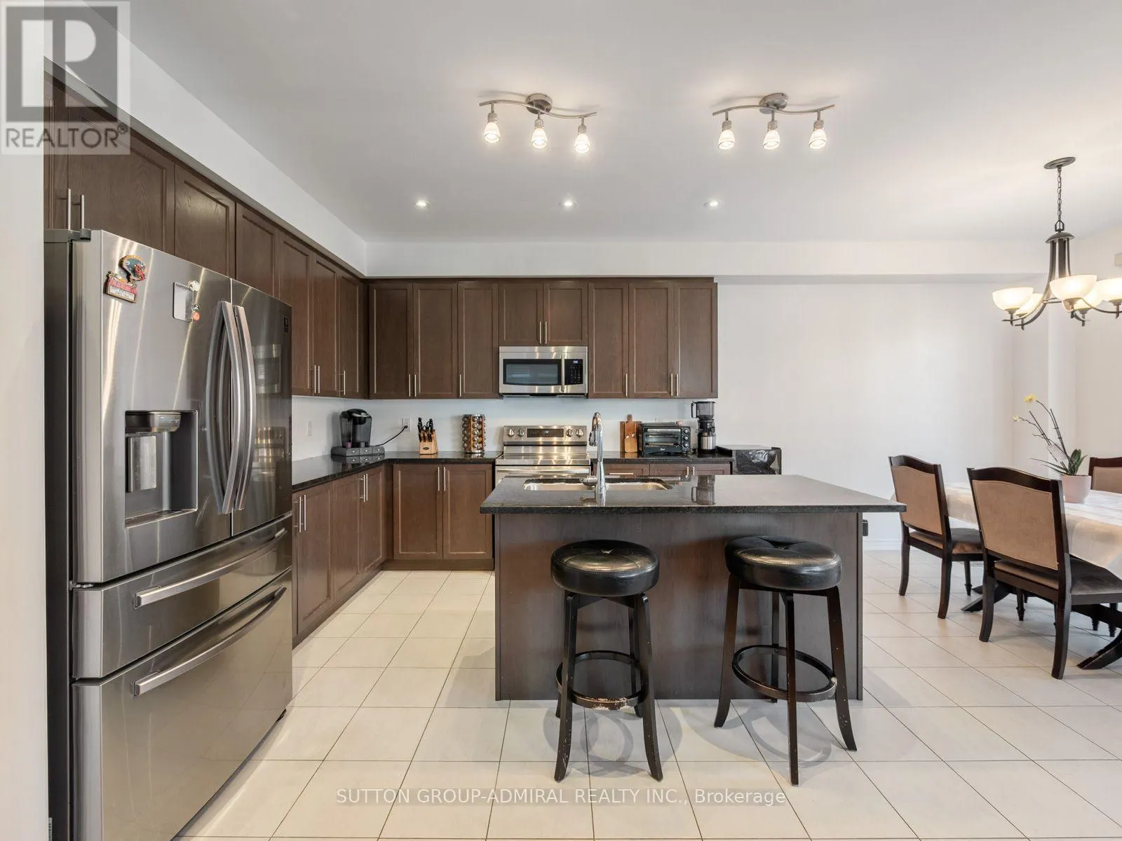 377 BUSATO DRIVE
